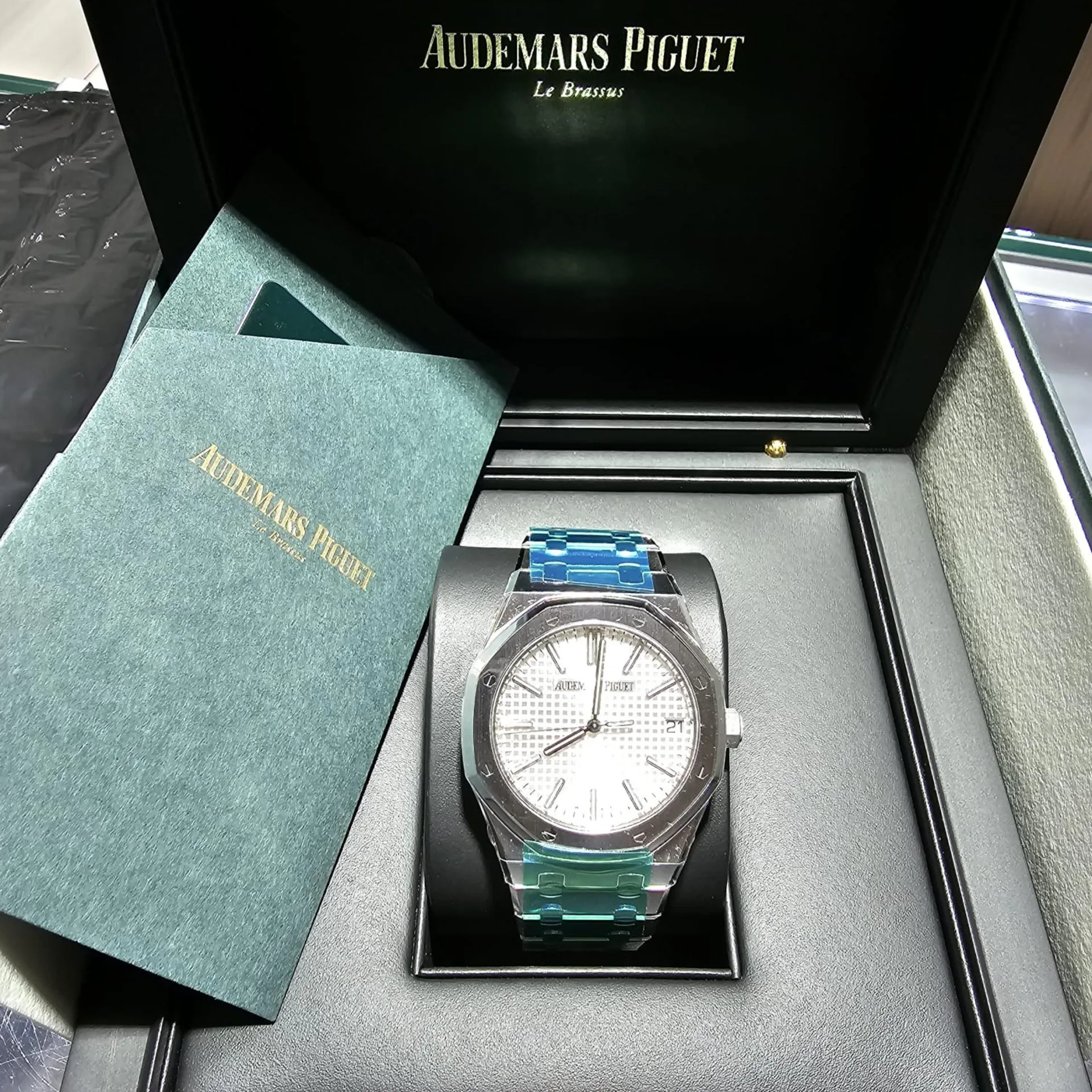 ROYAL OAK Silver-Toned Dial 41mm