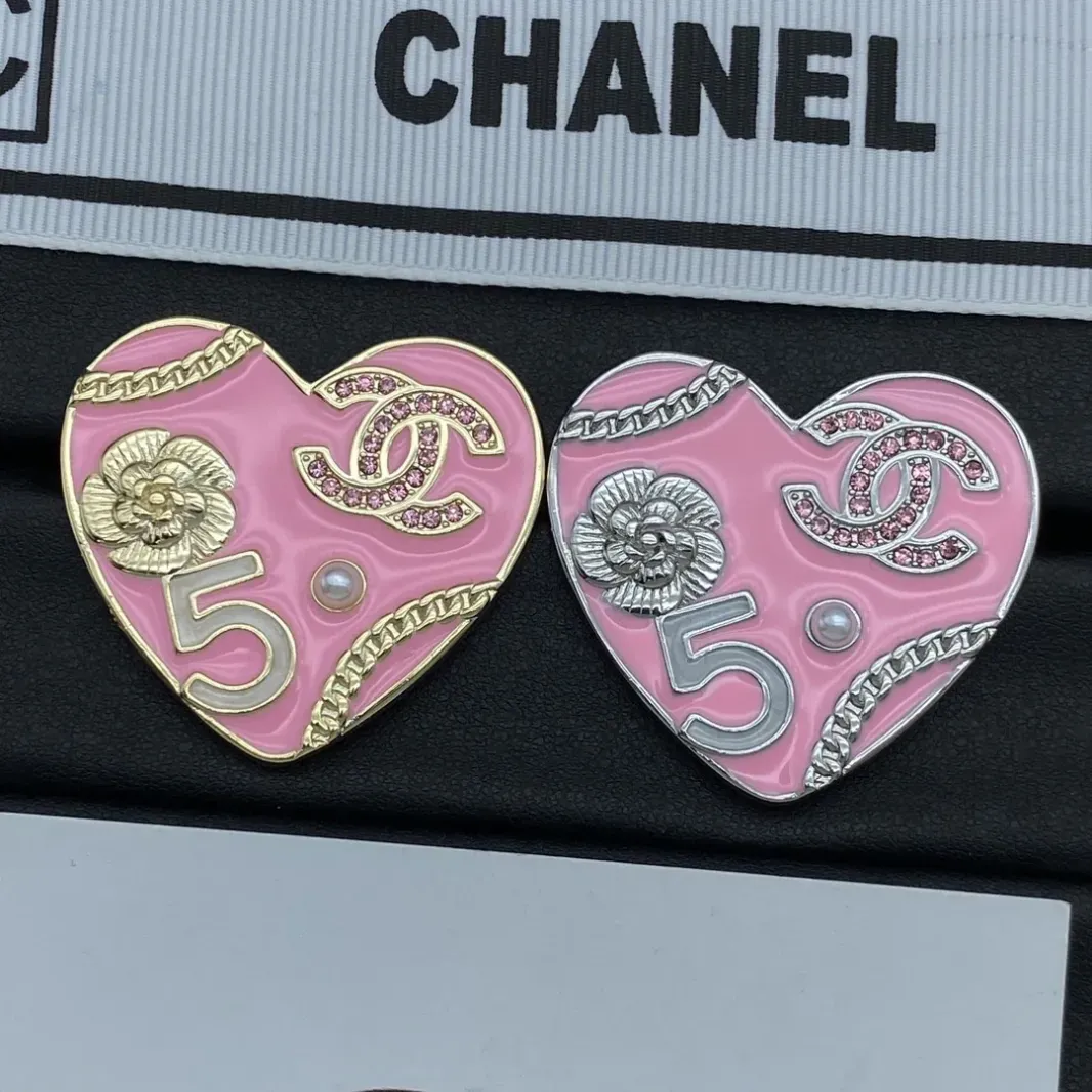 High quality CC brooch
