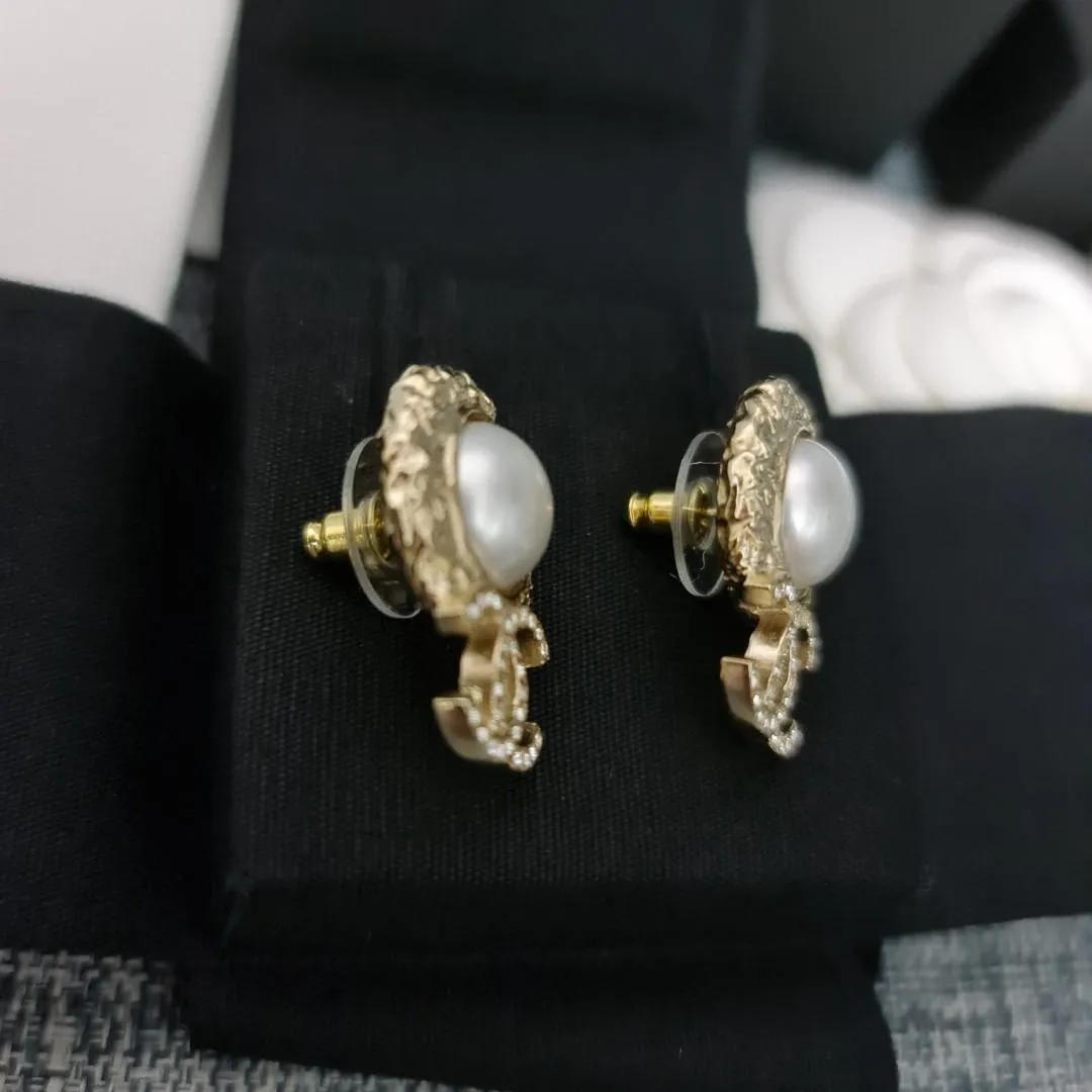 Gold Pearly White & Crystal CC Earrings