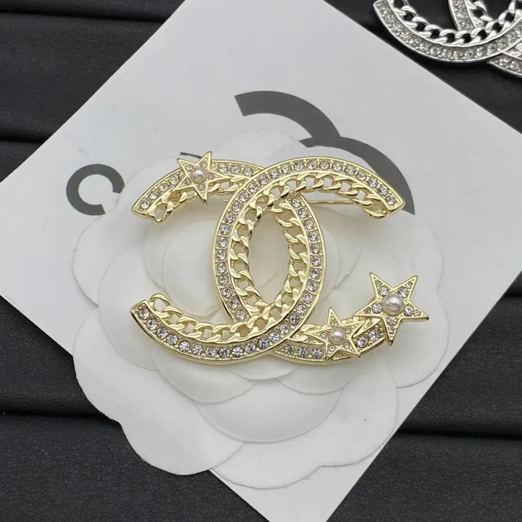 High quality CC brooch