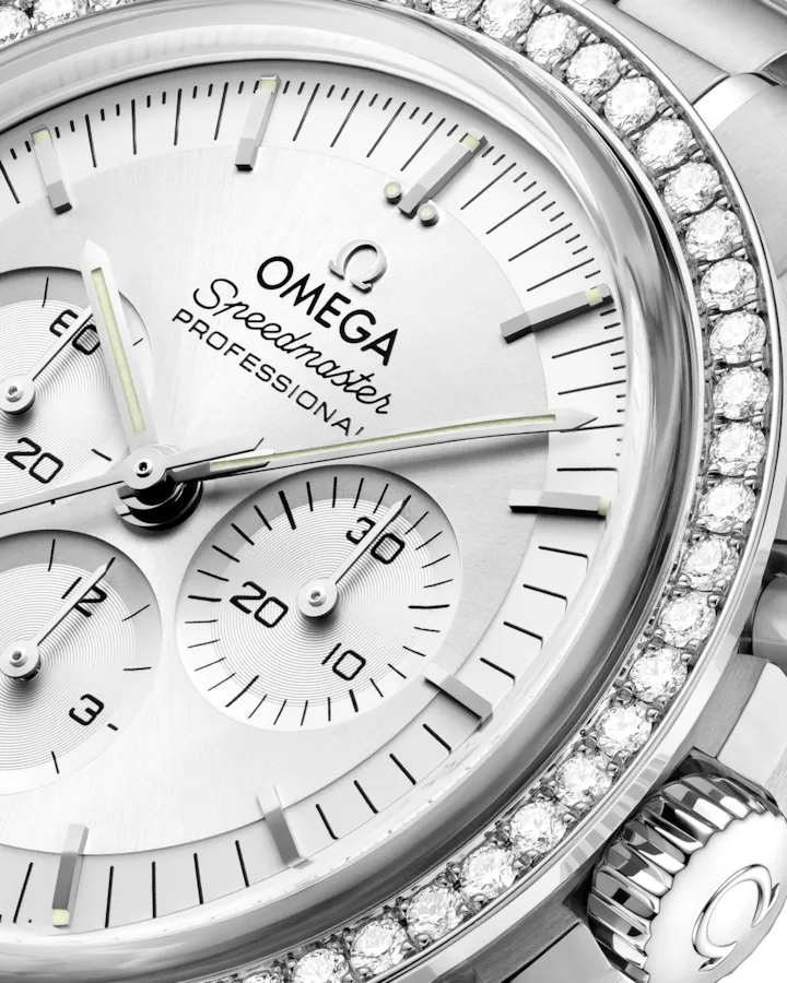 OMEGA SPEEDMASTER MOONWATCH PROFESSIONAL 42 MM, CANOPUS GOLD™ ON CANOPUS GOLD™