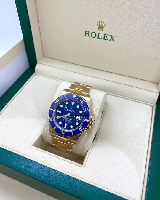 Rolex SUBMARINER DATE Oyster, 41 mm, Oystersteel m126618lb-0002