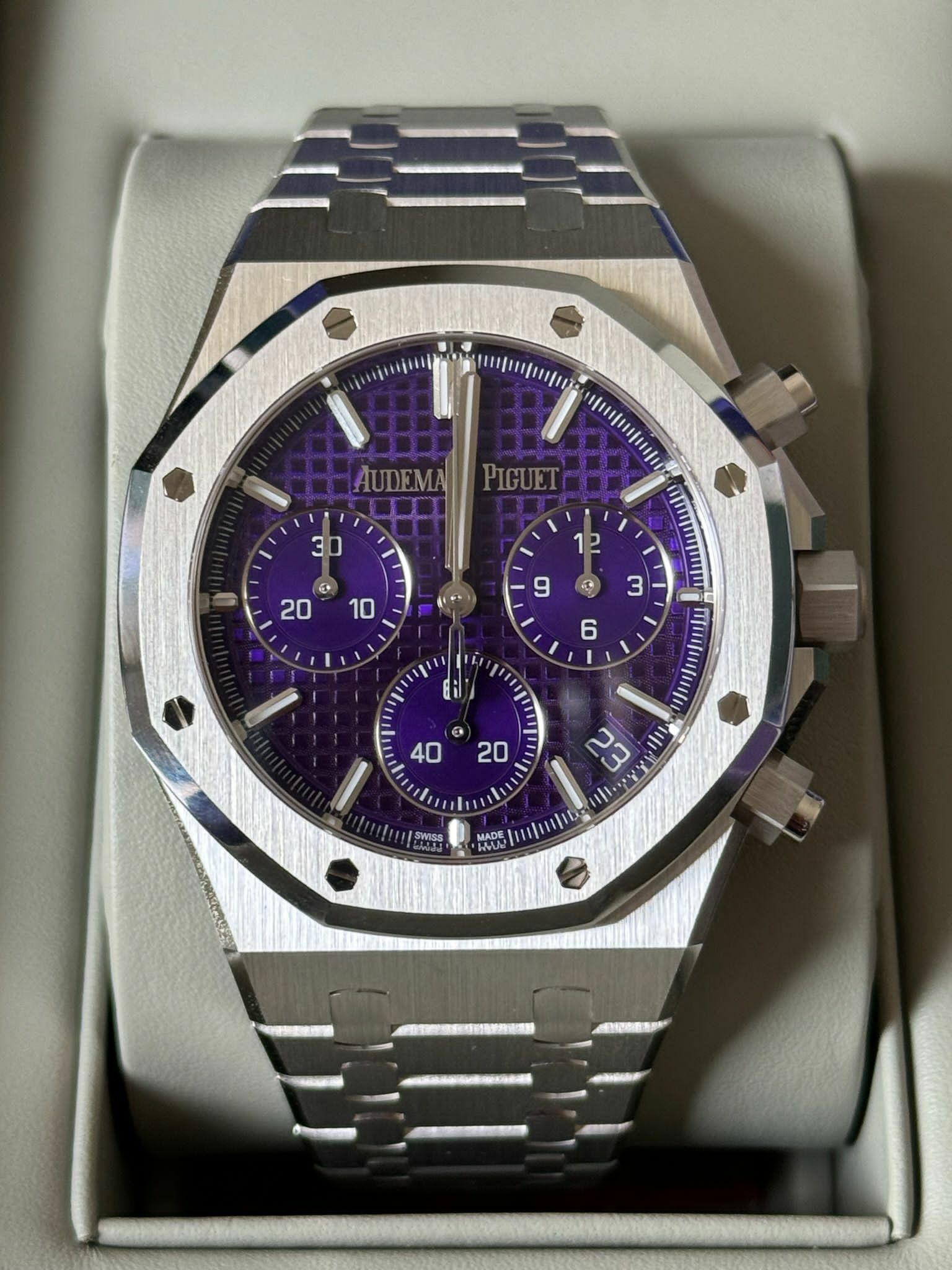 ROYAL OAK CHRONOGRAPH Purple Dial 41mm