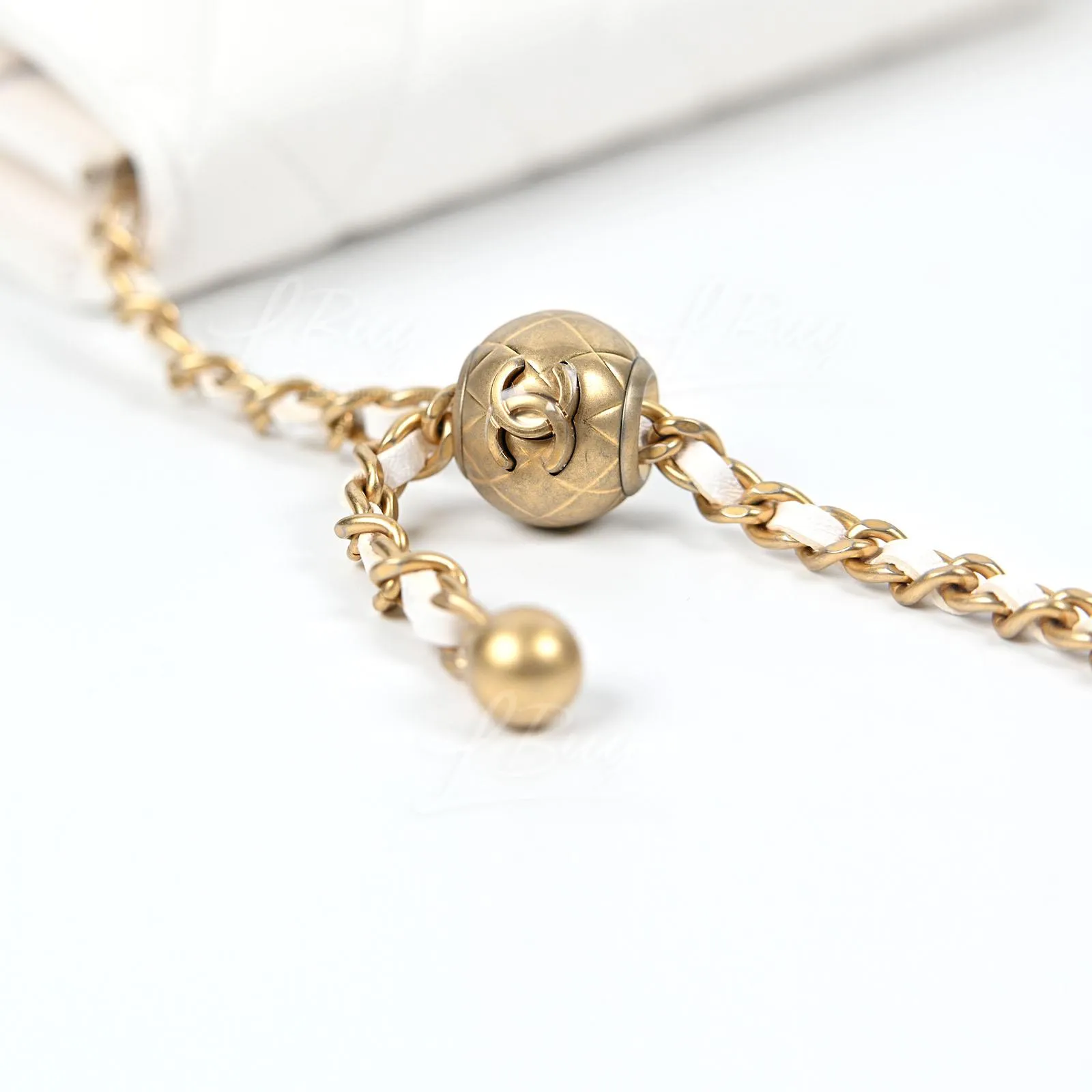 White Lambskin Quilted Trendy CC Wallet On Chain