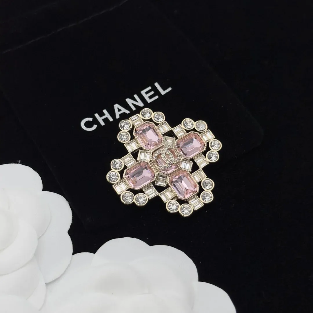 High quality CC brooch