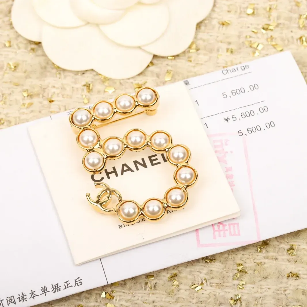Top quality CC brooch