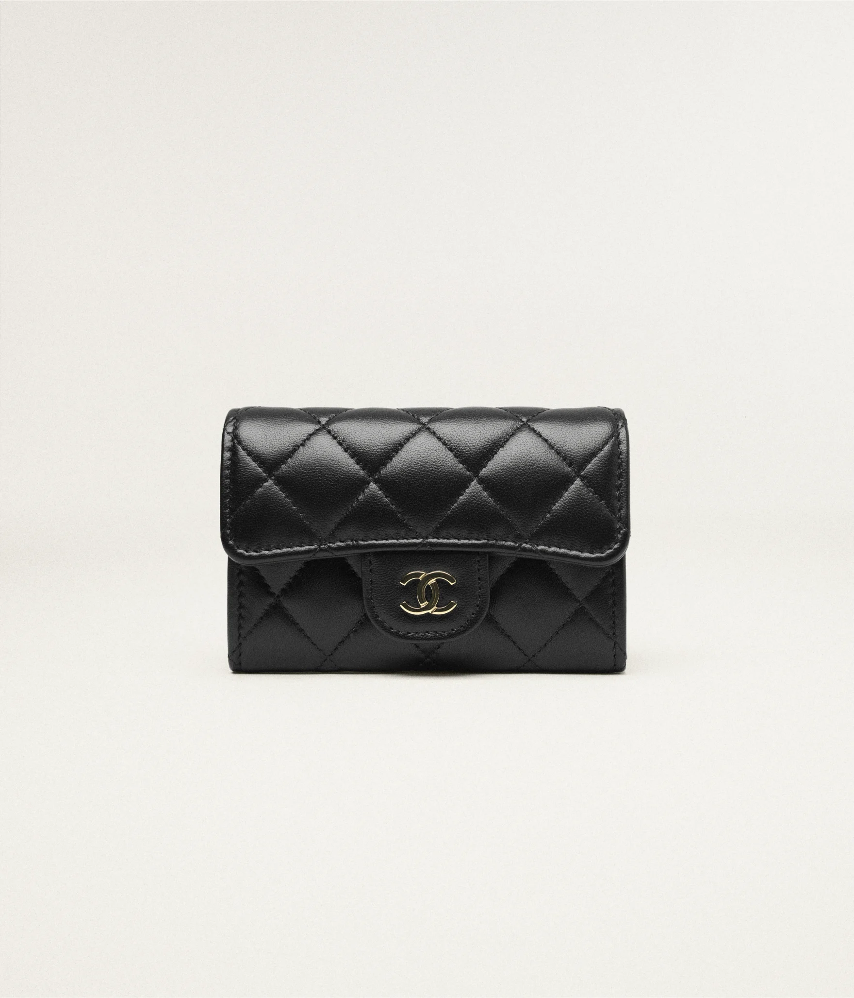 Classic Card Holder Lambskin & Gold-Tone Metal Black