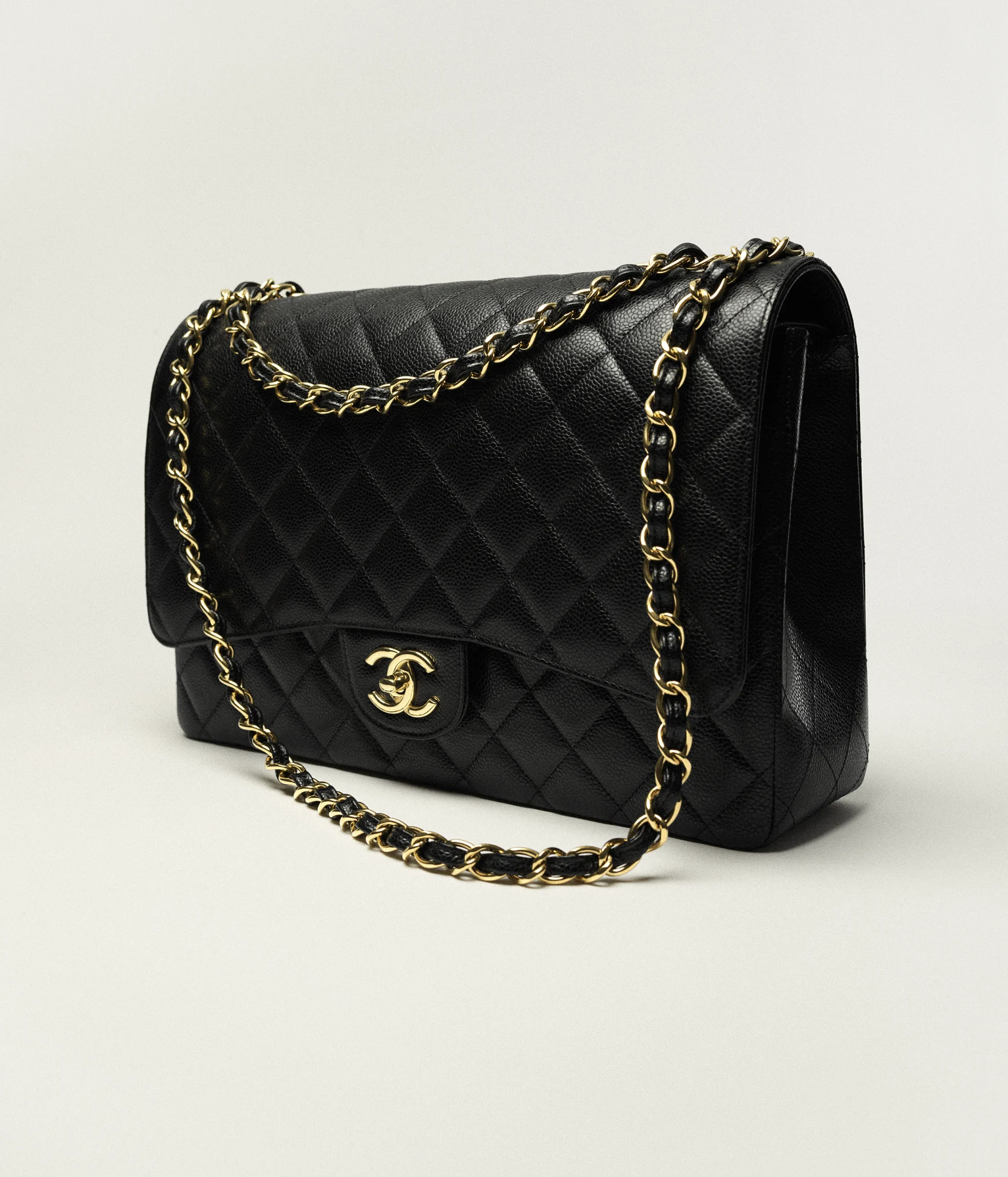 Maxi Classic Handbag Grained Calfskin & Gold-Tone Metal Black