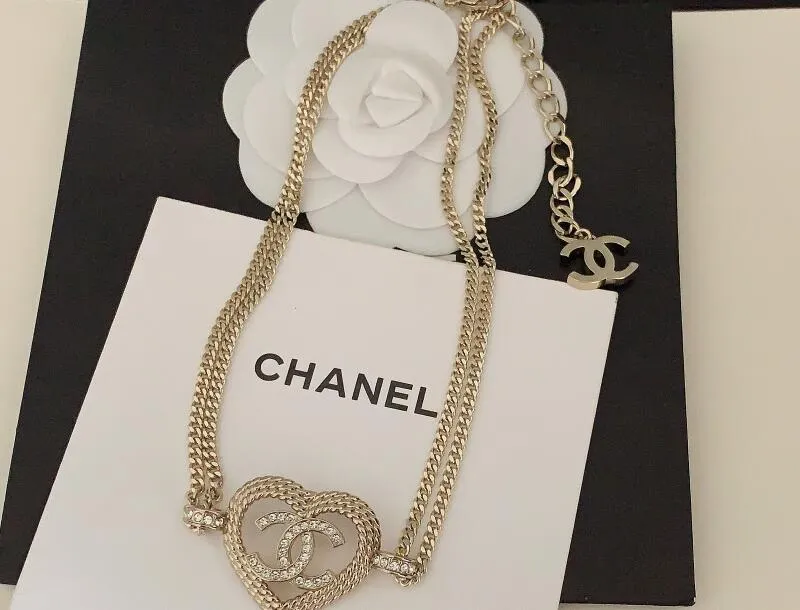 Wheat Heart Peach Heart Hollow Double C Double Chain Necklace