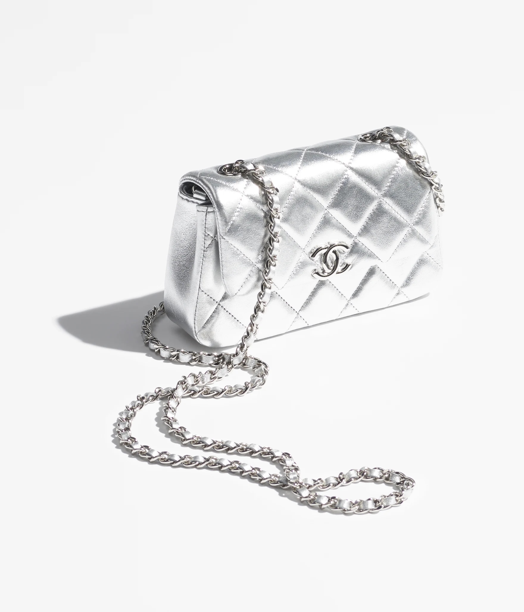 CLUTCH WITH CHAIN Silvery