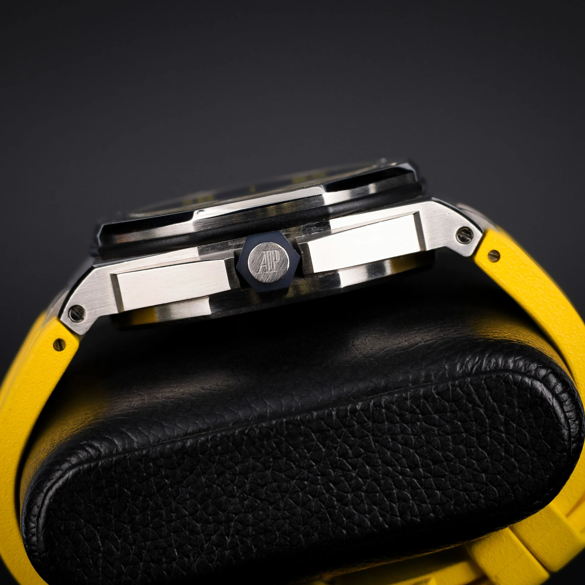 OFFSHORE DIVER Yellow Dial 42mm