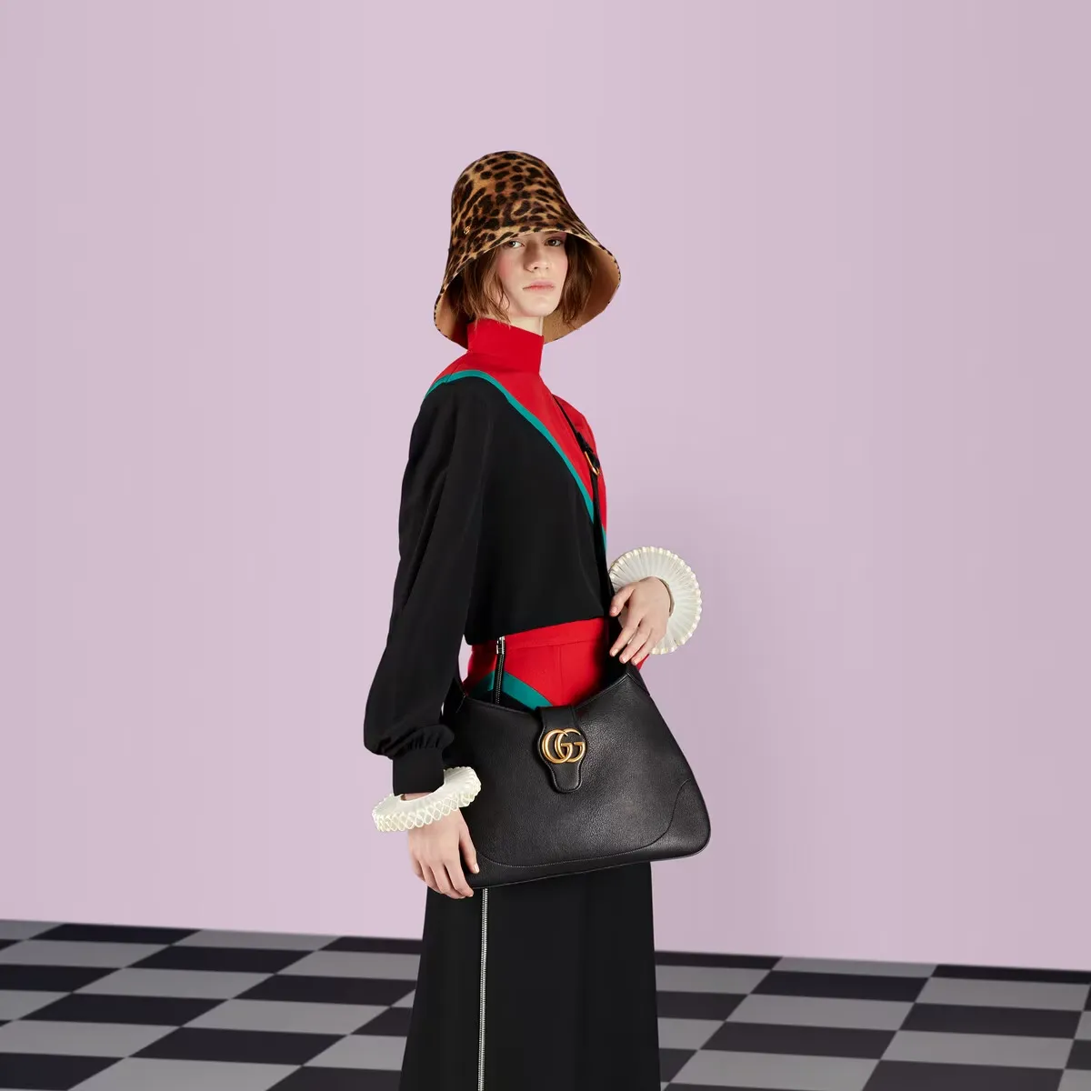 Aphrodite medium shoulder bag