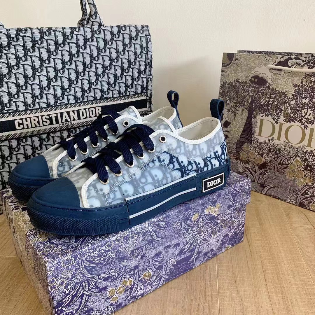 B23 Low-Top Sneaker Blue Oblique Canvas