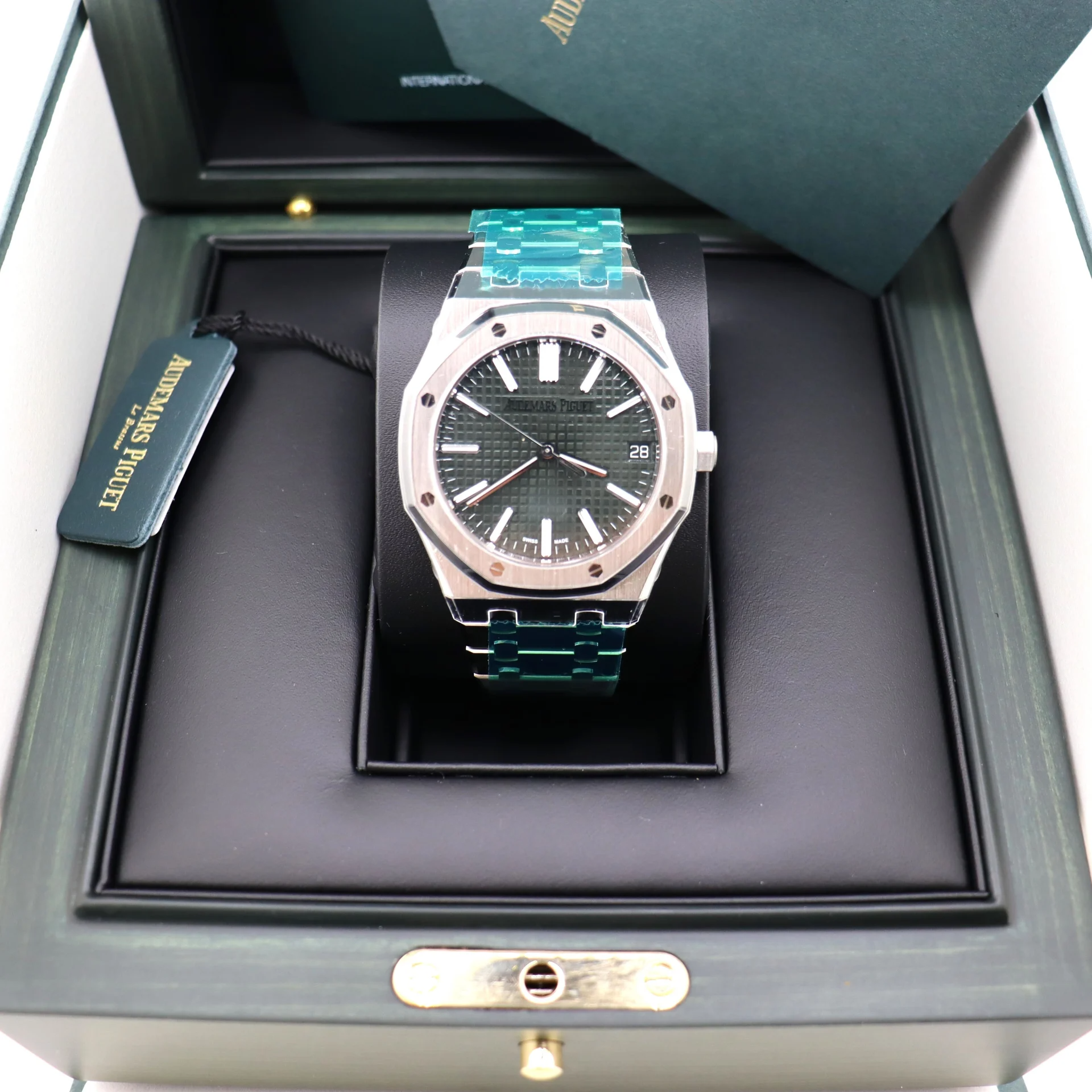 ROYAL OAK 50th Anniversary Khaki Green Dial 41mm