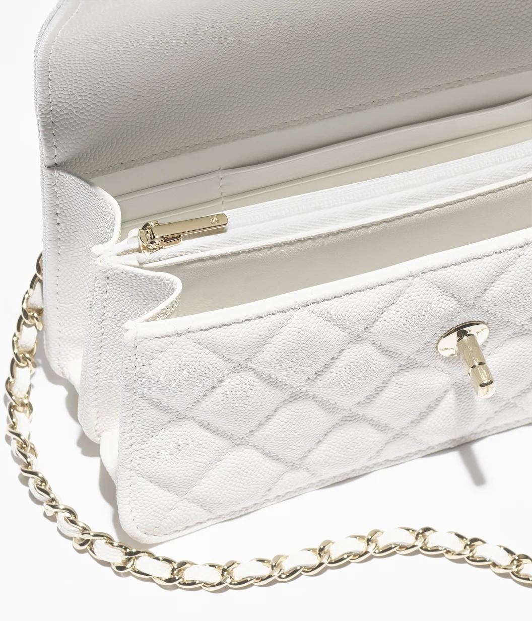 CLUTCH WITH CHAIN Grained Calfskin & Gold-Tone Metal White