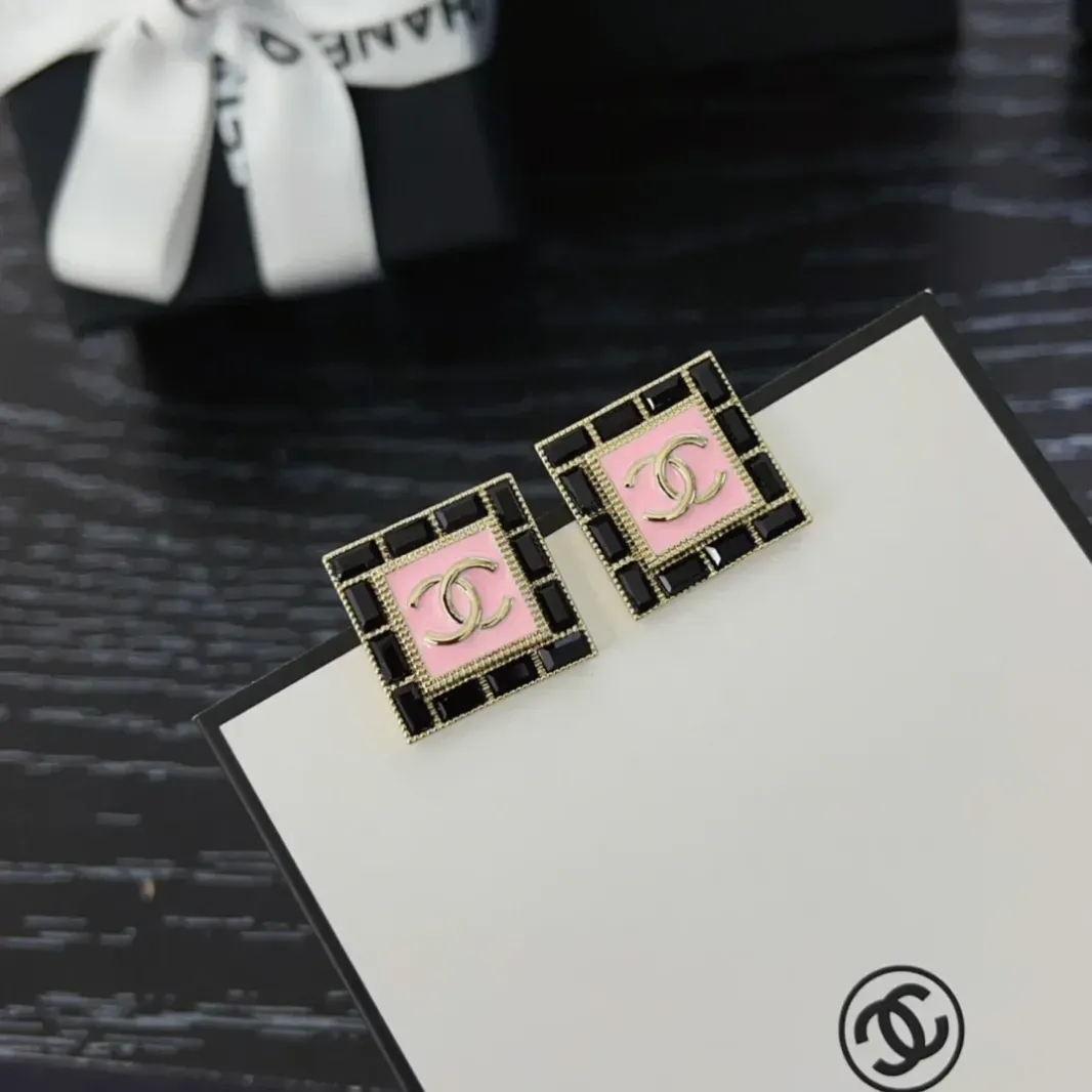 CCE146 CC earring