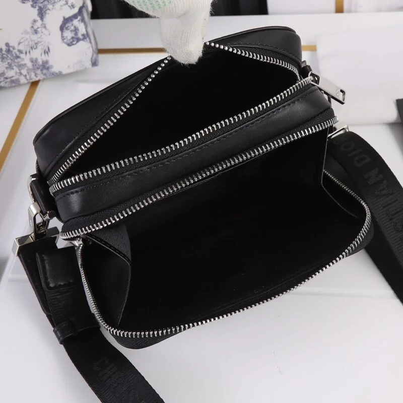 Dior Black Cd Diamond Canvas Messenger Pouch