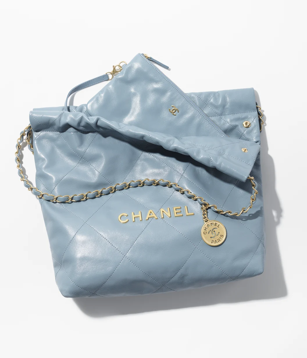 CHANEL 22 Small Handbag Shiny Calfskin & Gold-Tone Metal Blue