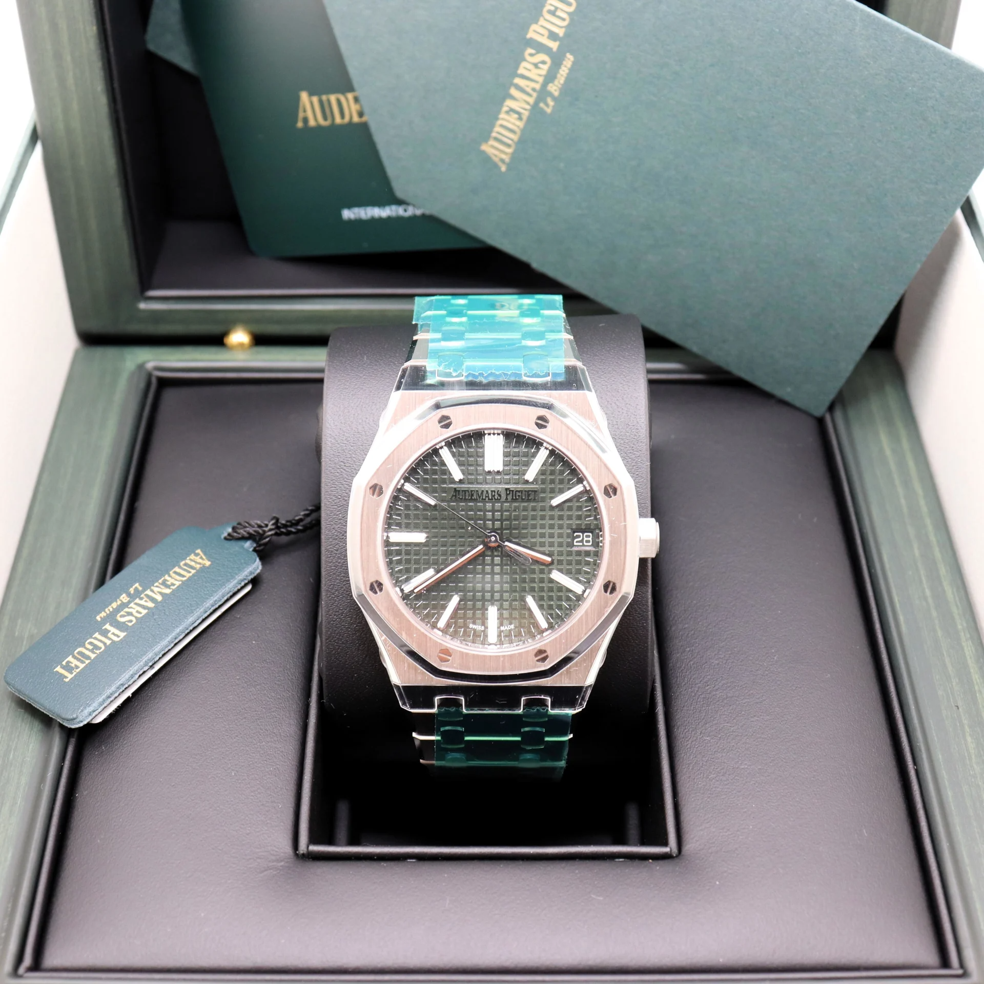ROYAL OAK 50th Anniversary Khaki Green Dial 41mm