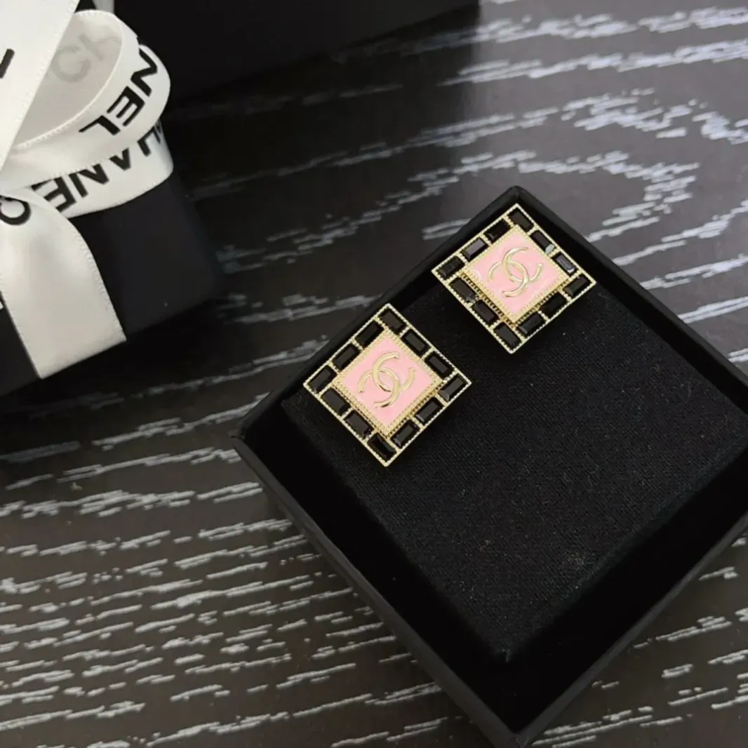 CCE146 CC earring