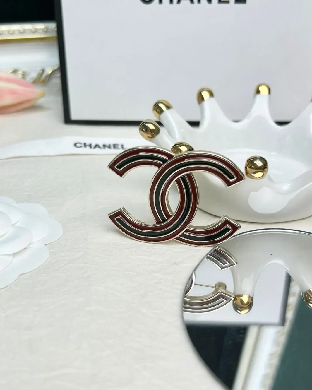 High quality CC brooch