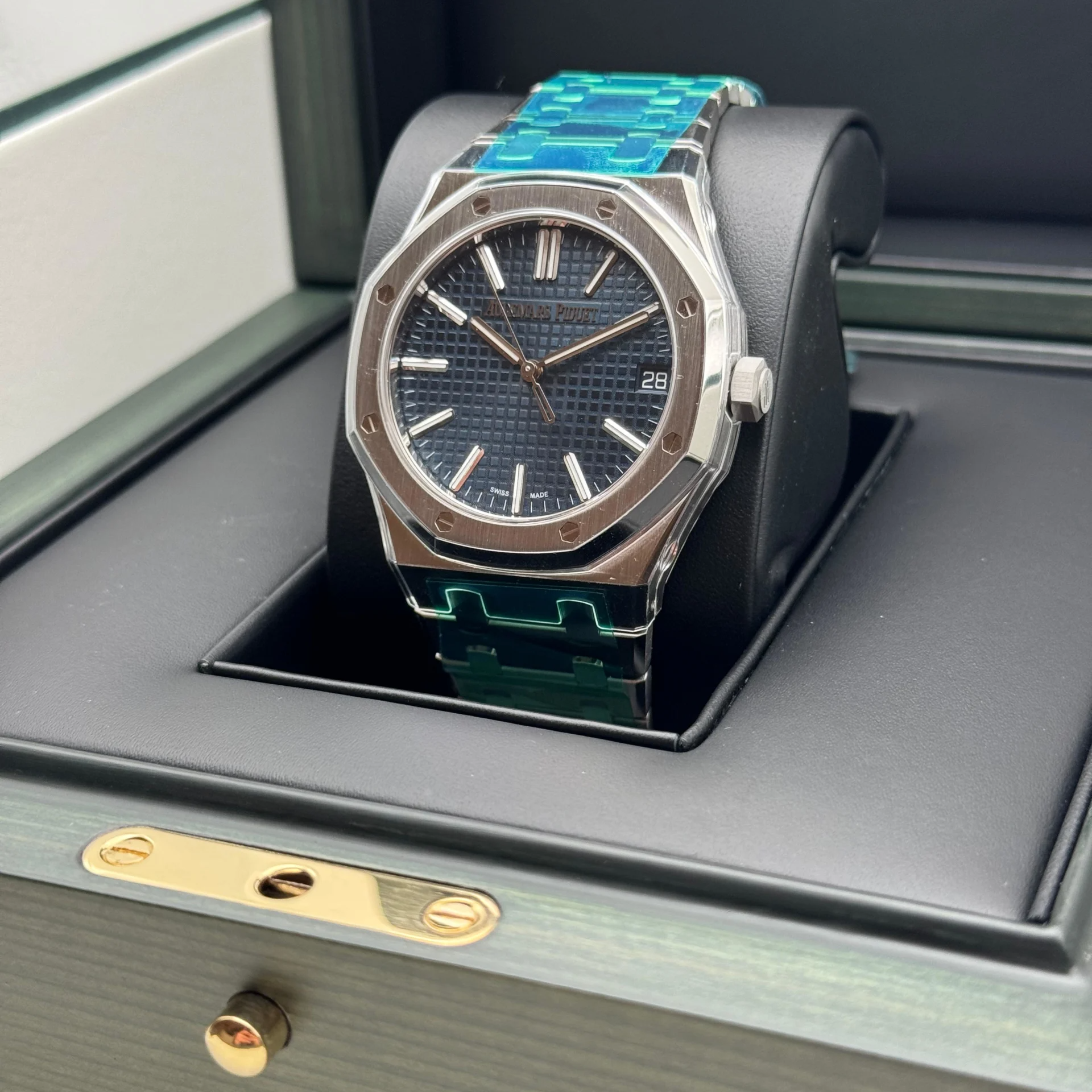 ROYAL OAK “Bleu nuit nuage 50” Dial 41mm