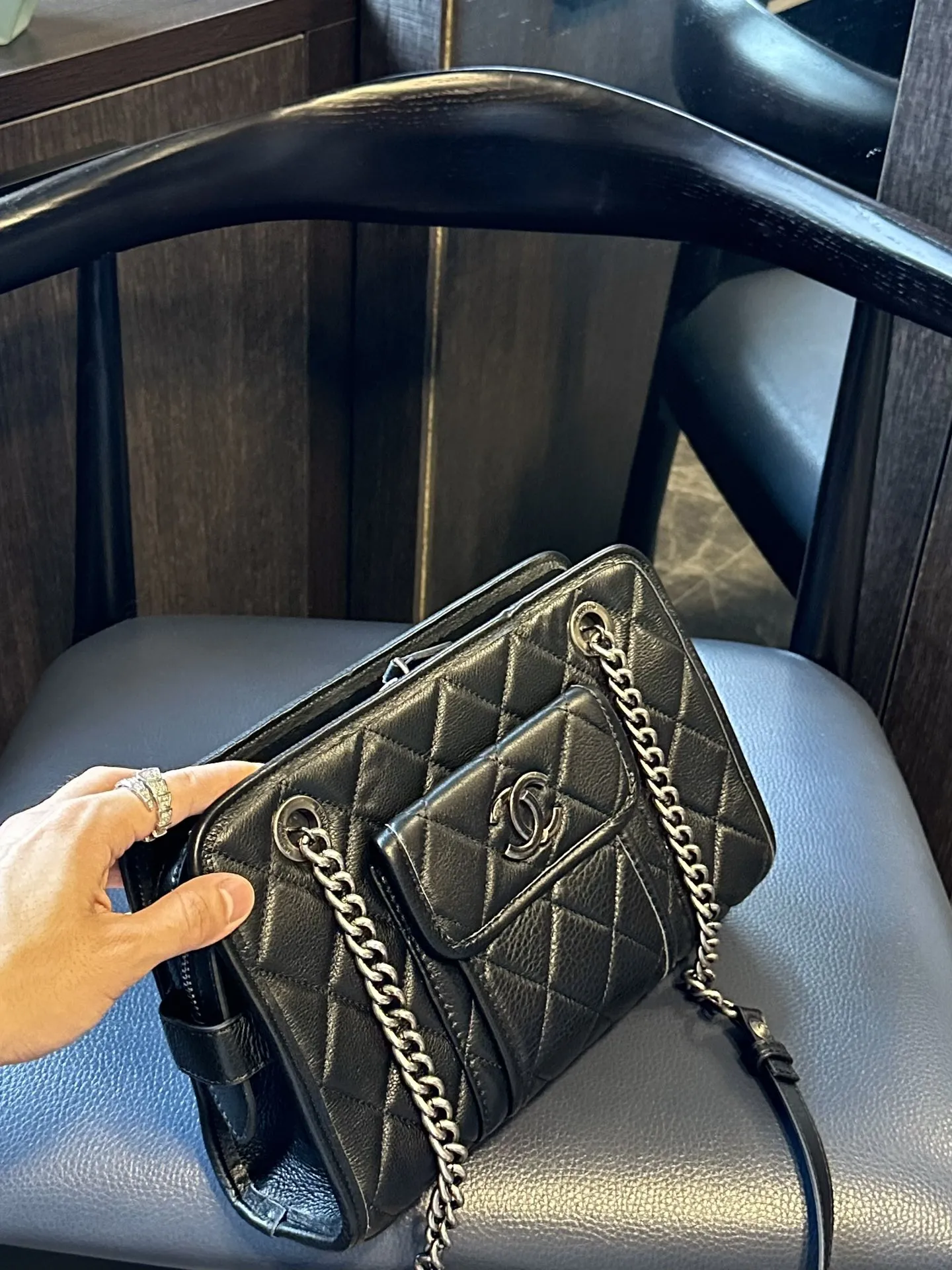 Calfskin Quilted Small Casual Riviera Zip Shoulder Bag Black