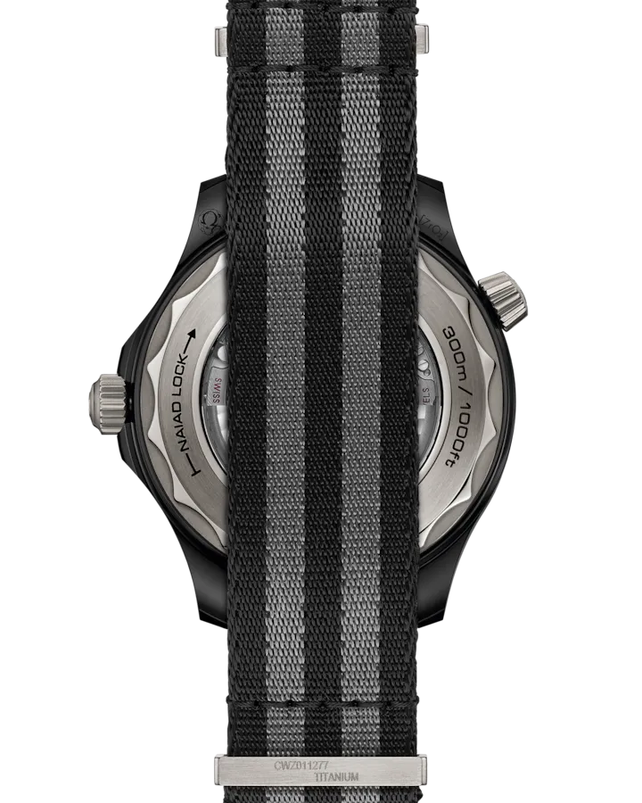 SEAMASTERDIVER 300M43.5 MM BLACK CERAMIC ON NATO STRAP