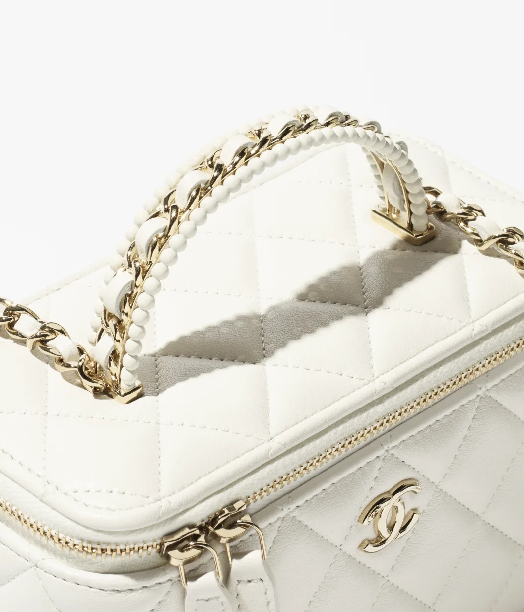 LONG VANITY WITH CHAIN