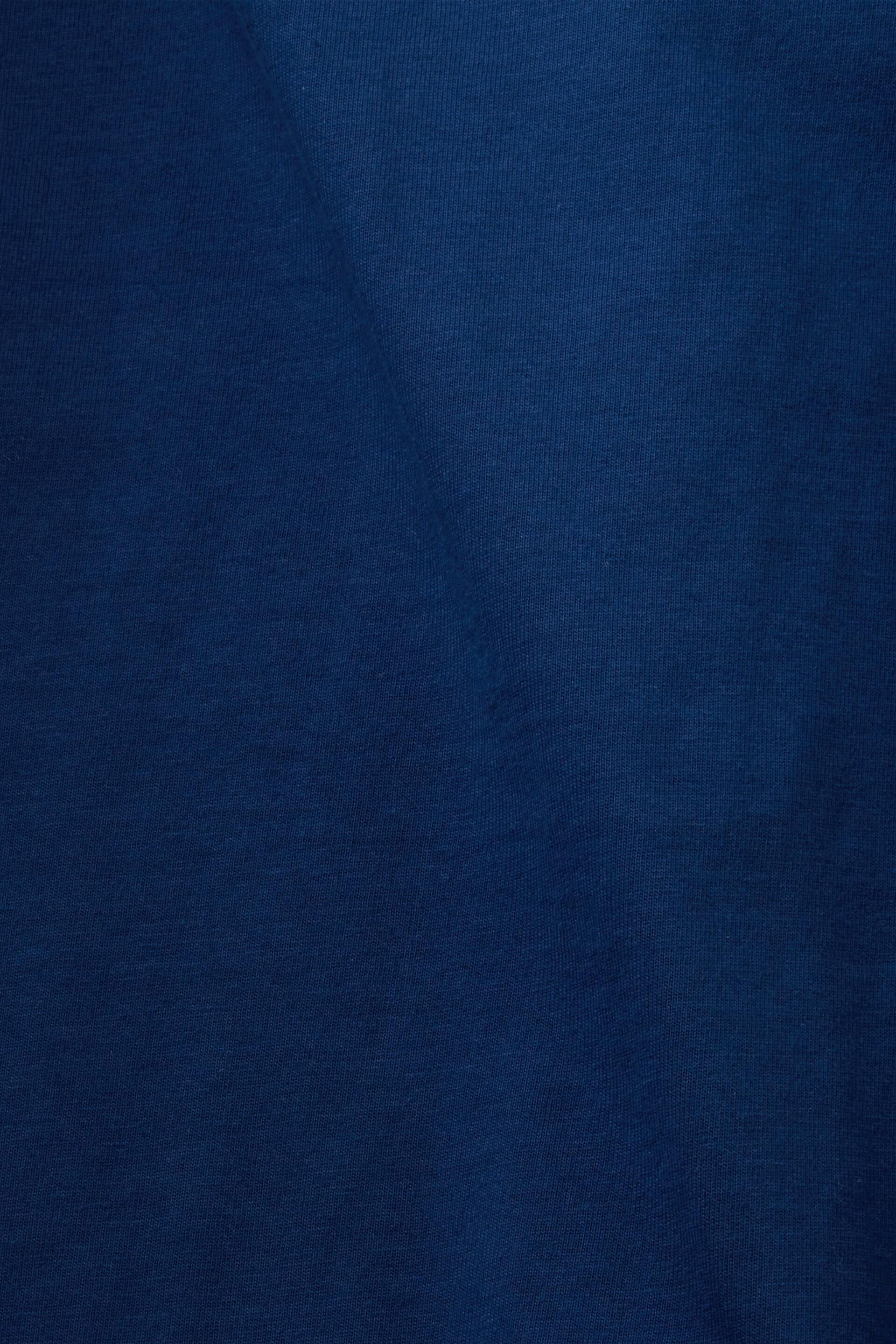 Esprit mit Baumwoll-T-Shirt gesticktem Logo