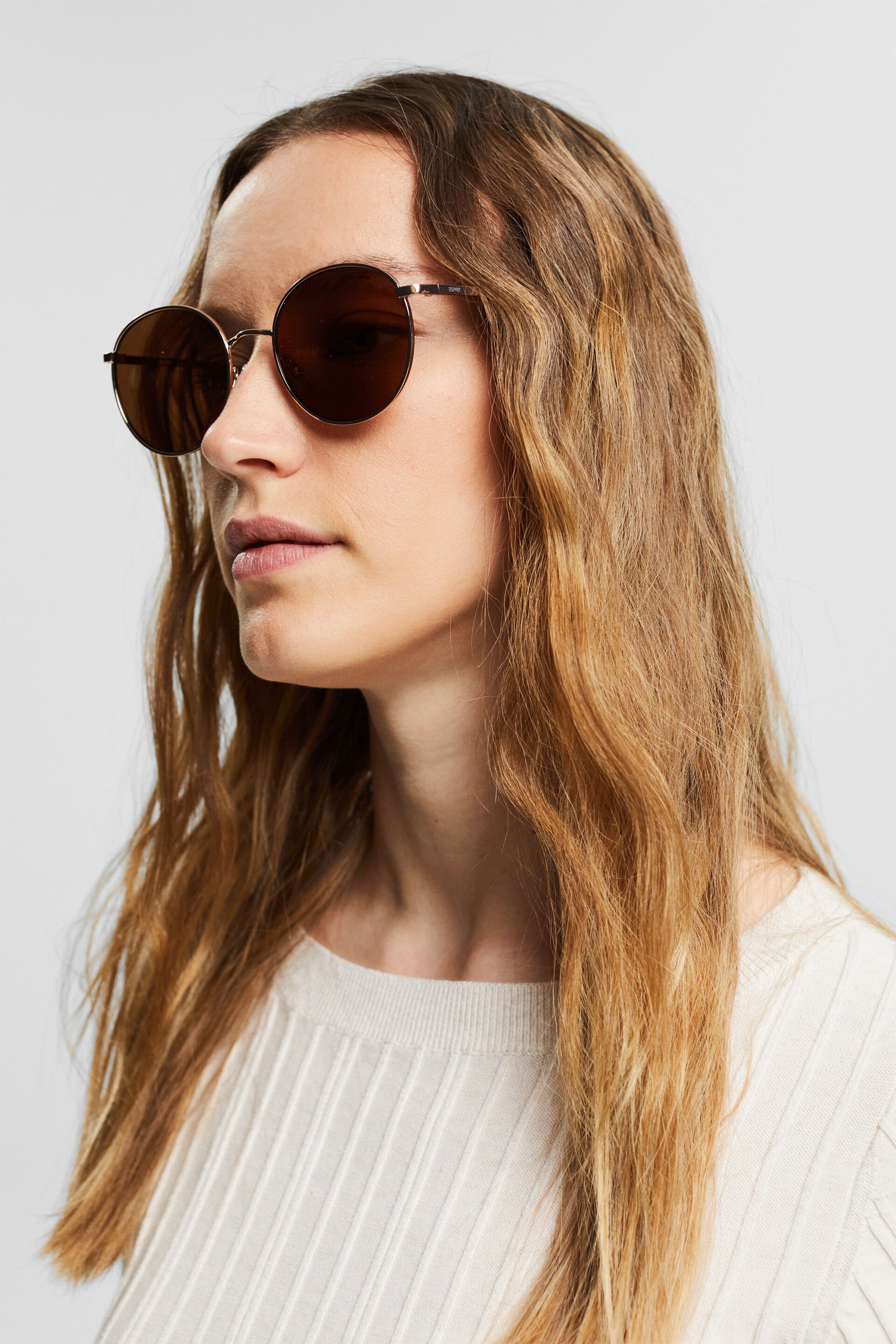 Esprit Online Store Sonnenbrille mit Metallrahmen
