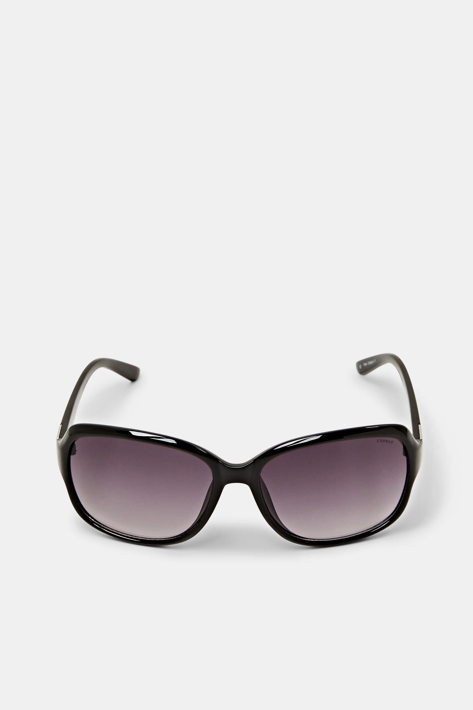 Sunglasses with a timeless design