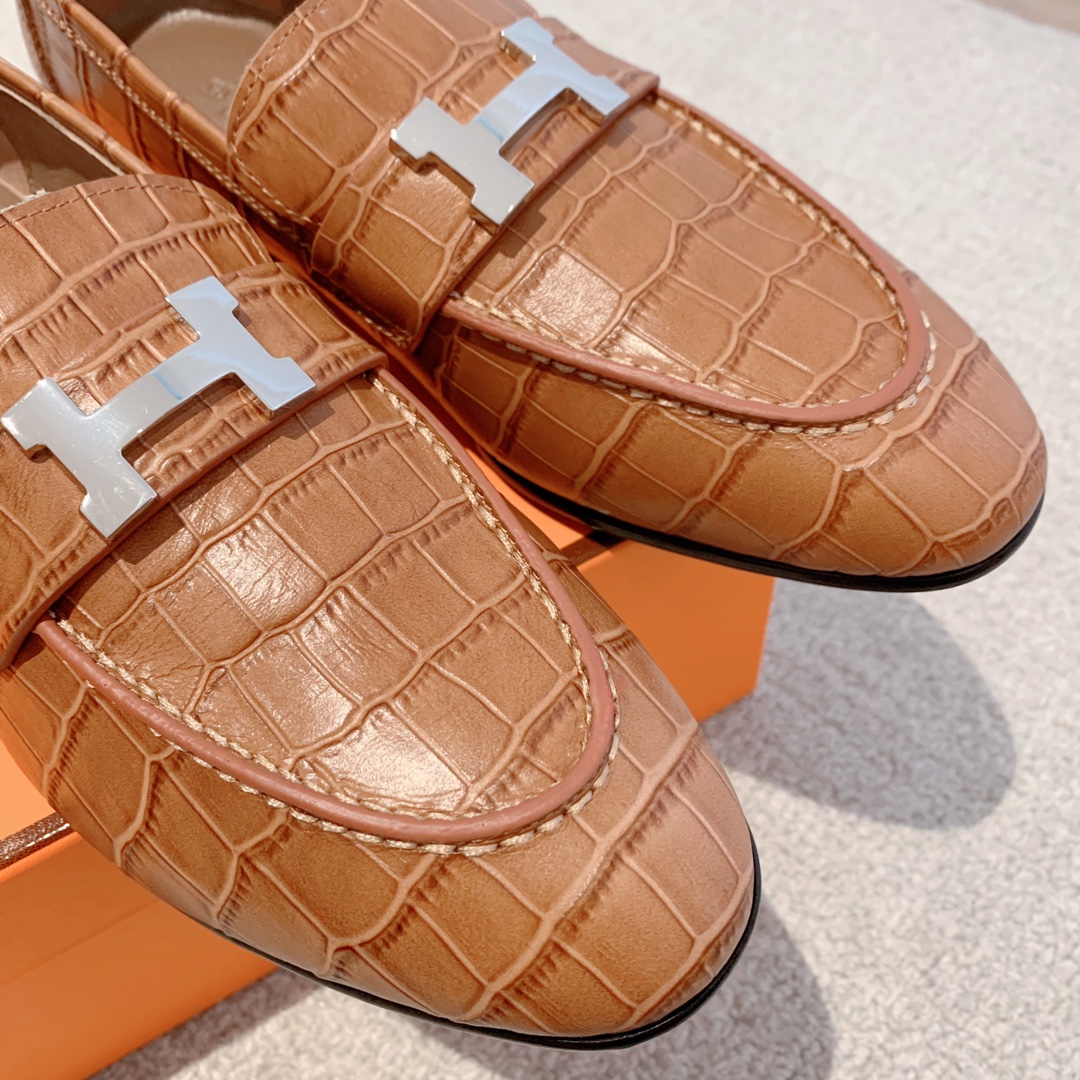 Hermes Lefu shoes