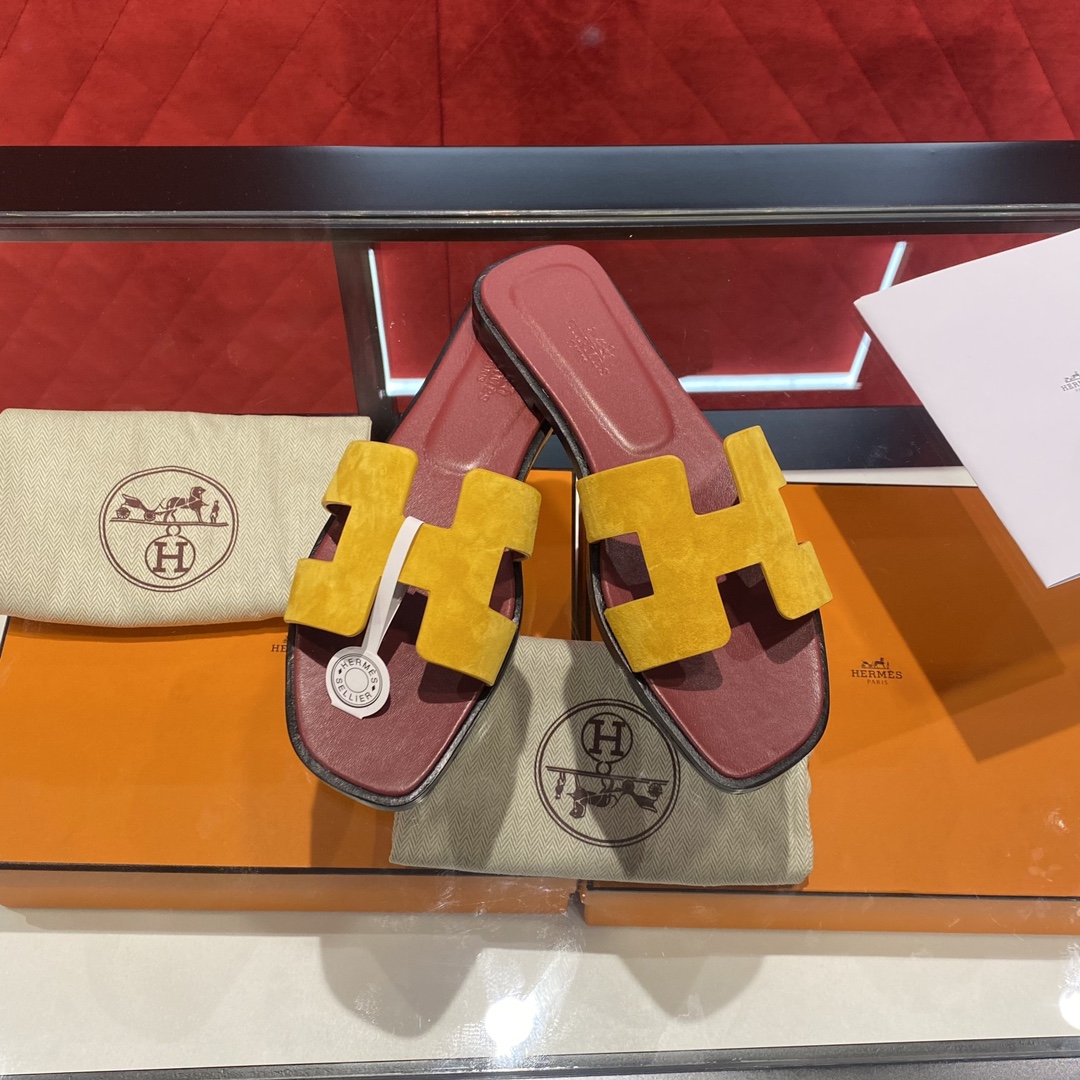 Hermes Slipper