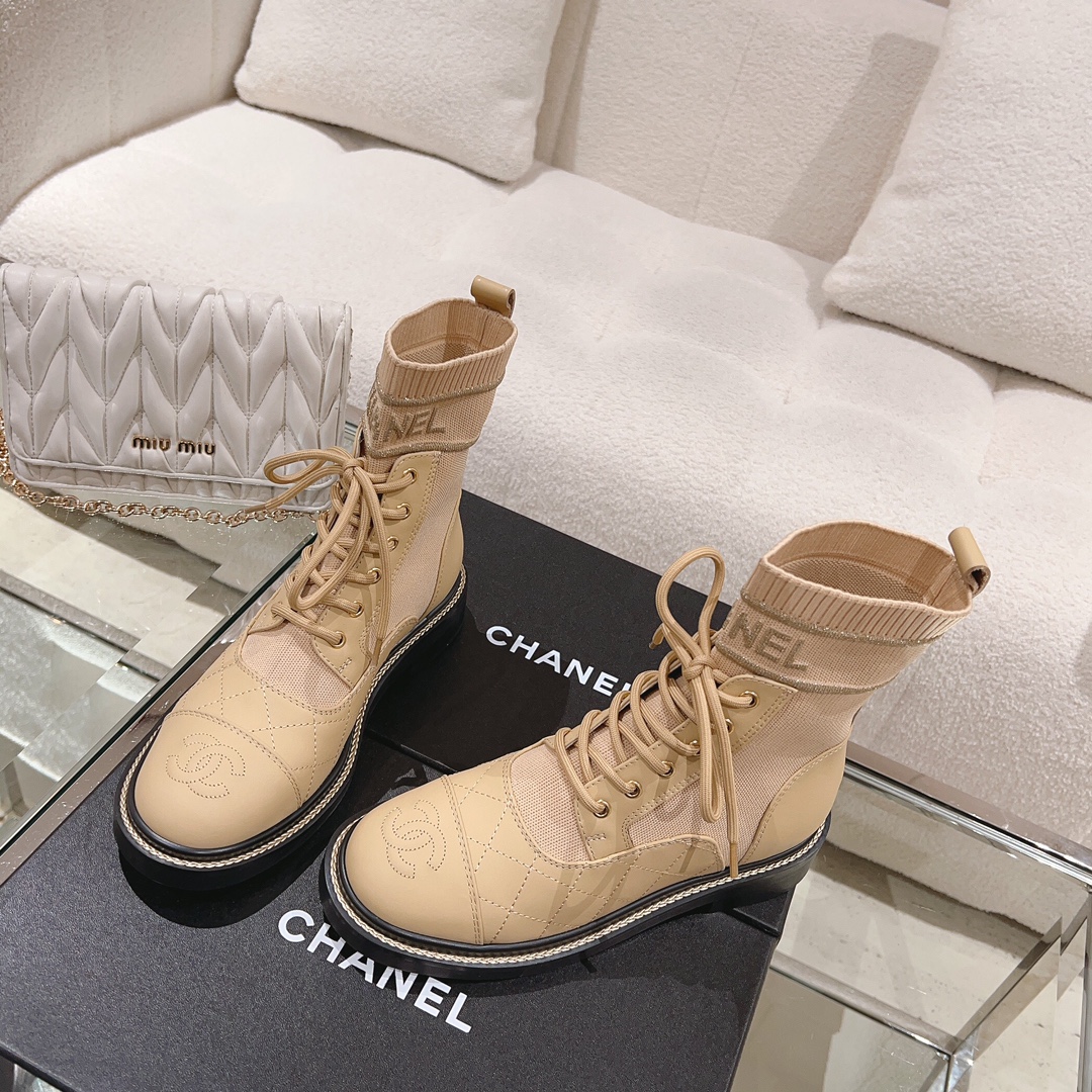 Chanel Knitted lace-up booties