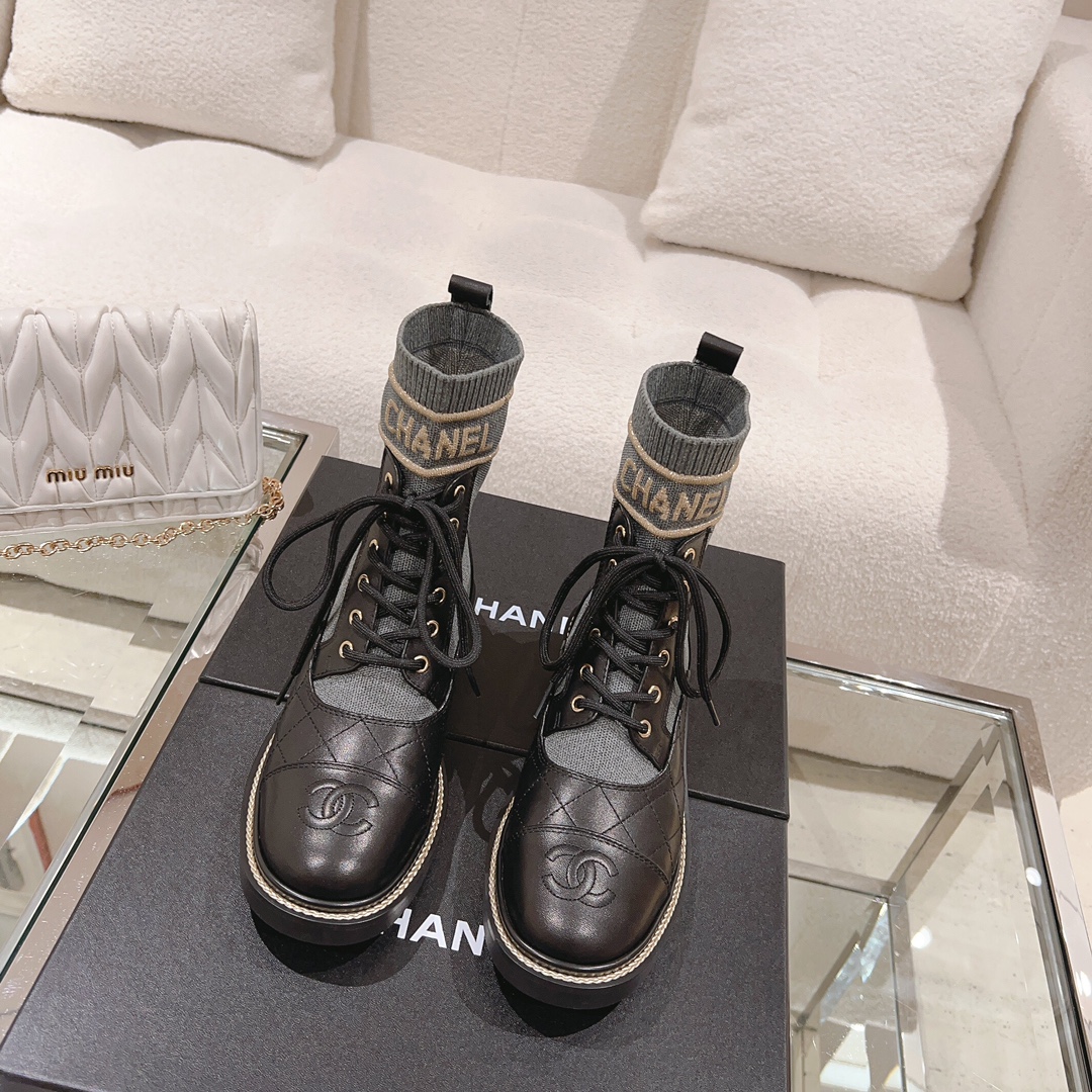 Chanel Knitted lace-up booties