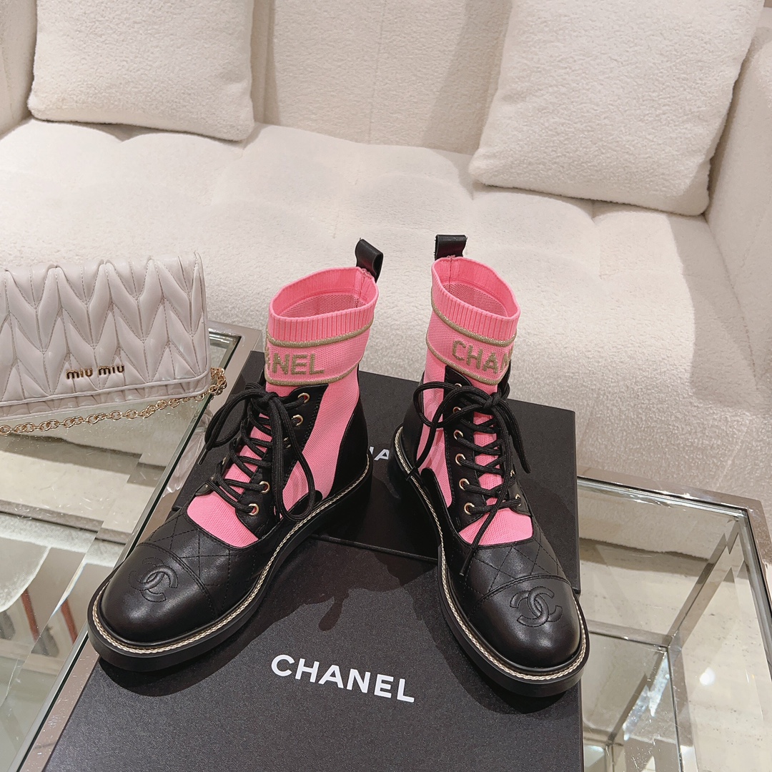 Chanel Knitted lace-up booties