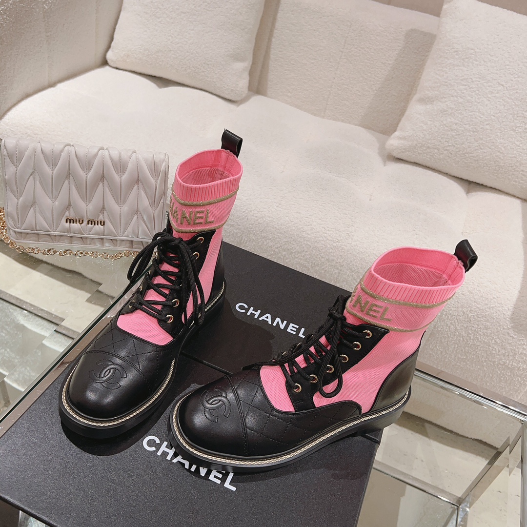 Chanel Knitted lace-up booties