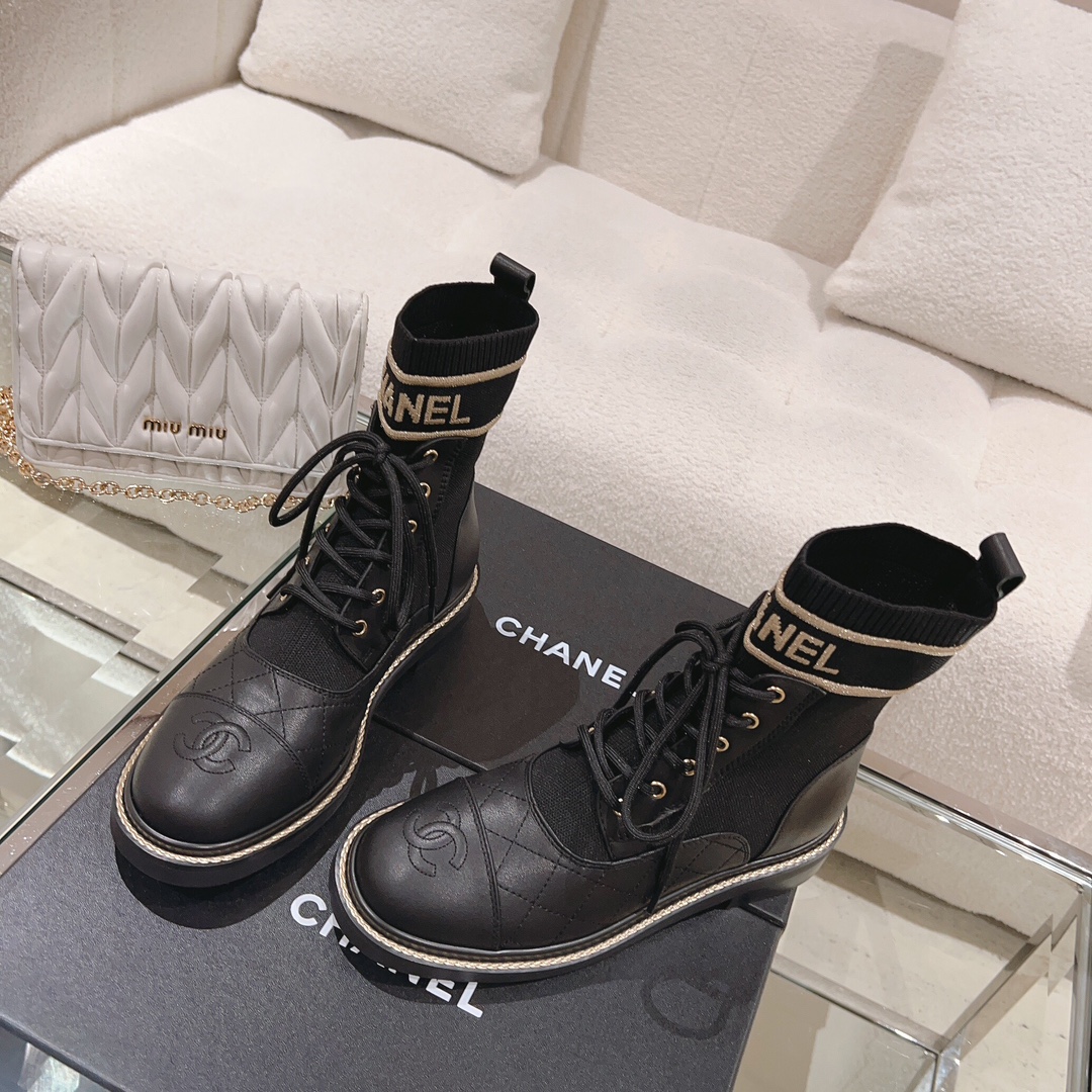 Chanel Knitted lace-up booties