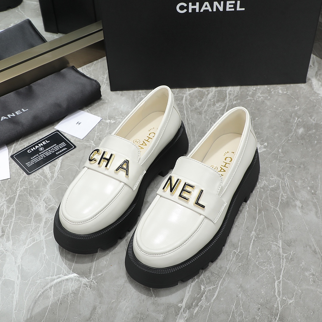 Chanel Flatform shoes