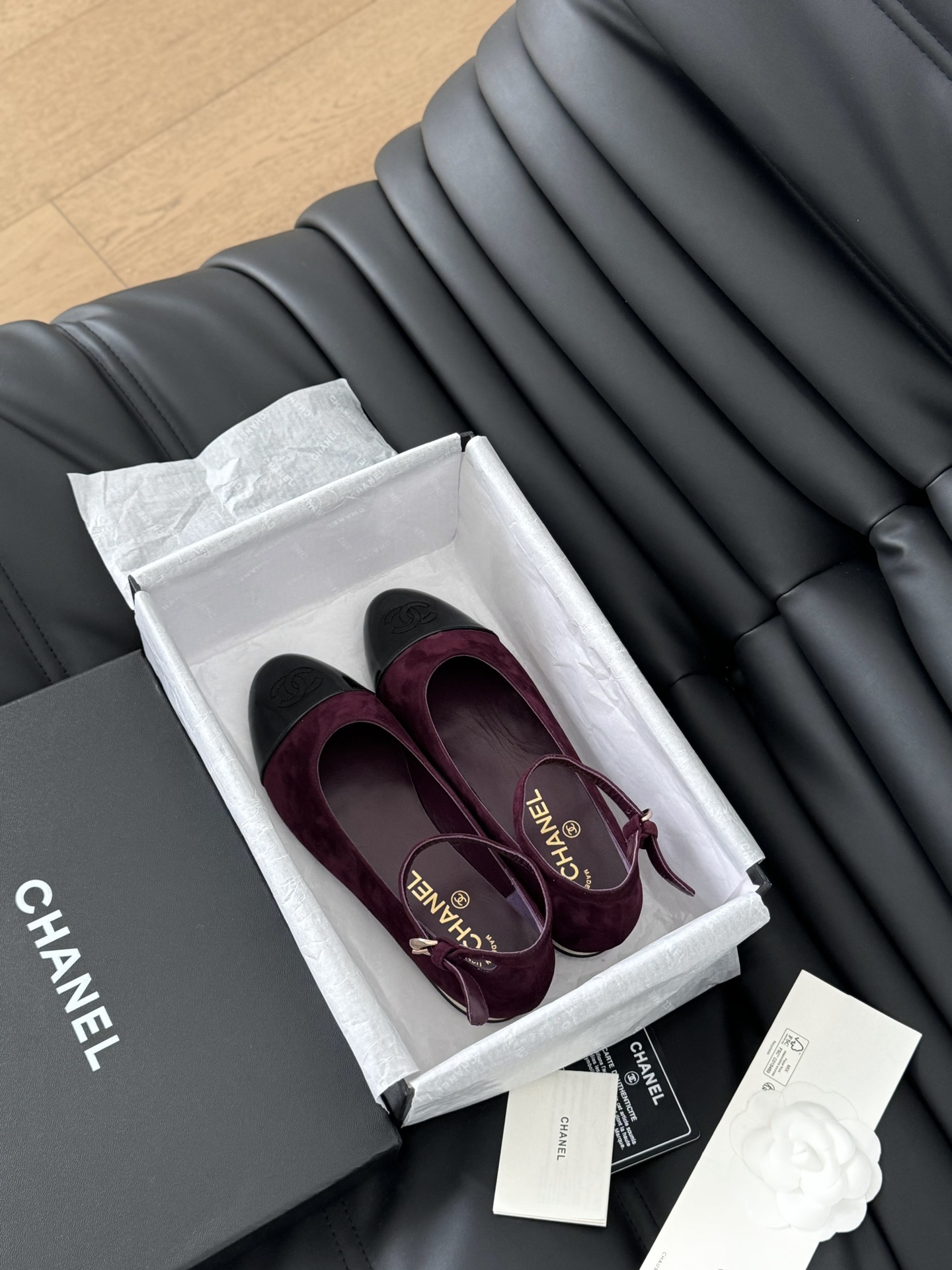 Chanel Flat shoes
