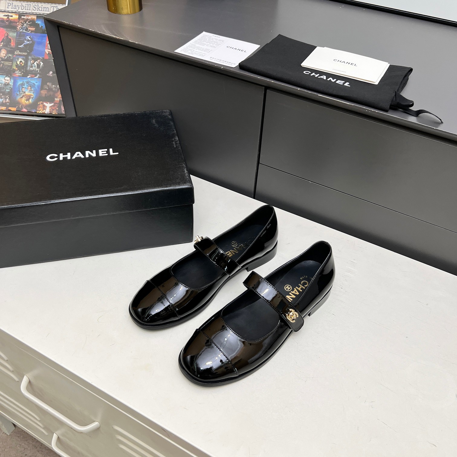 Chanel Flat shoes