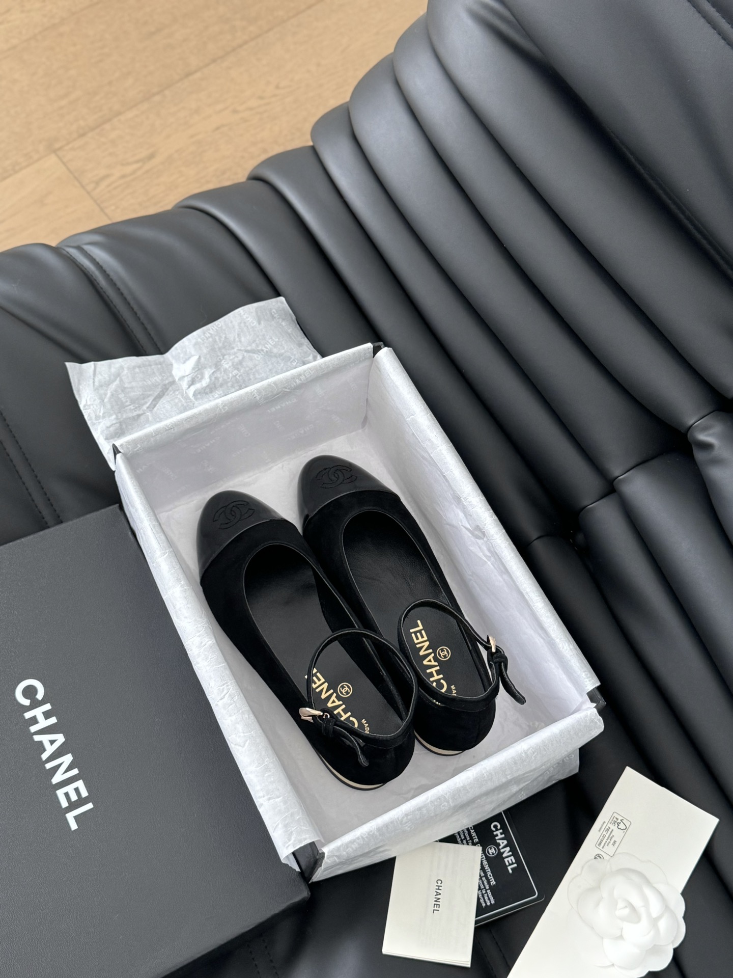 Chanel Flat shoes