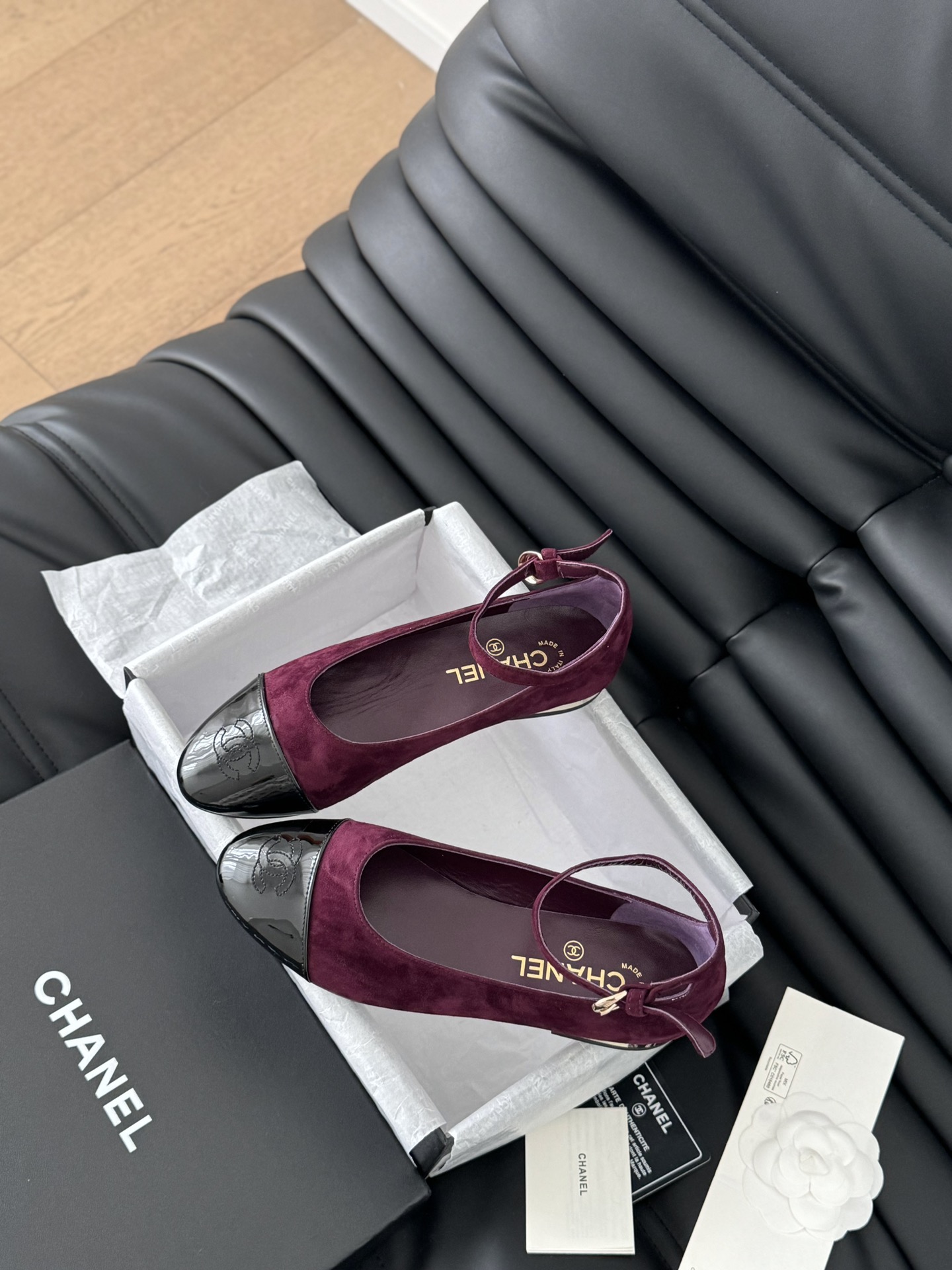 Chanel Flat shoes