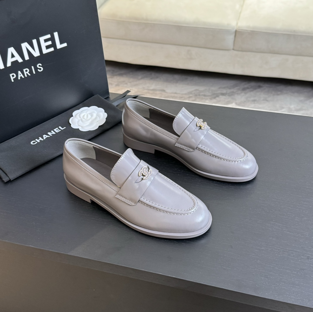 Chanel Flatform shoes