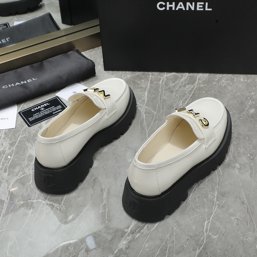 Chanel Flatform shoes