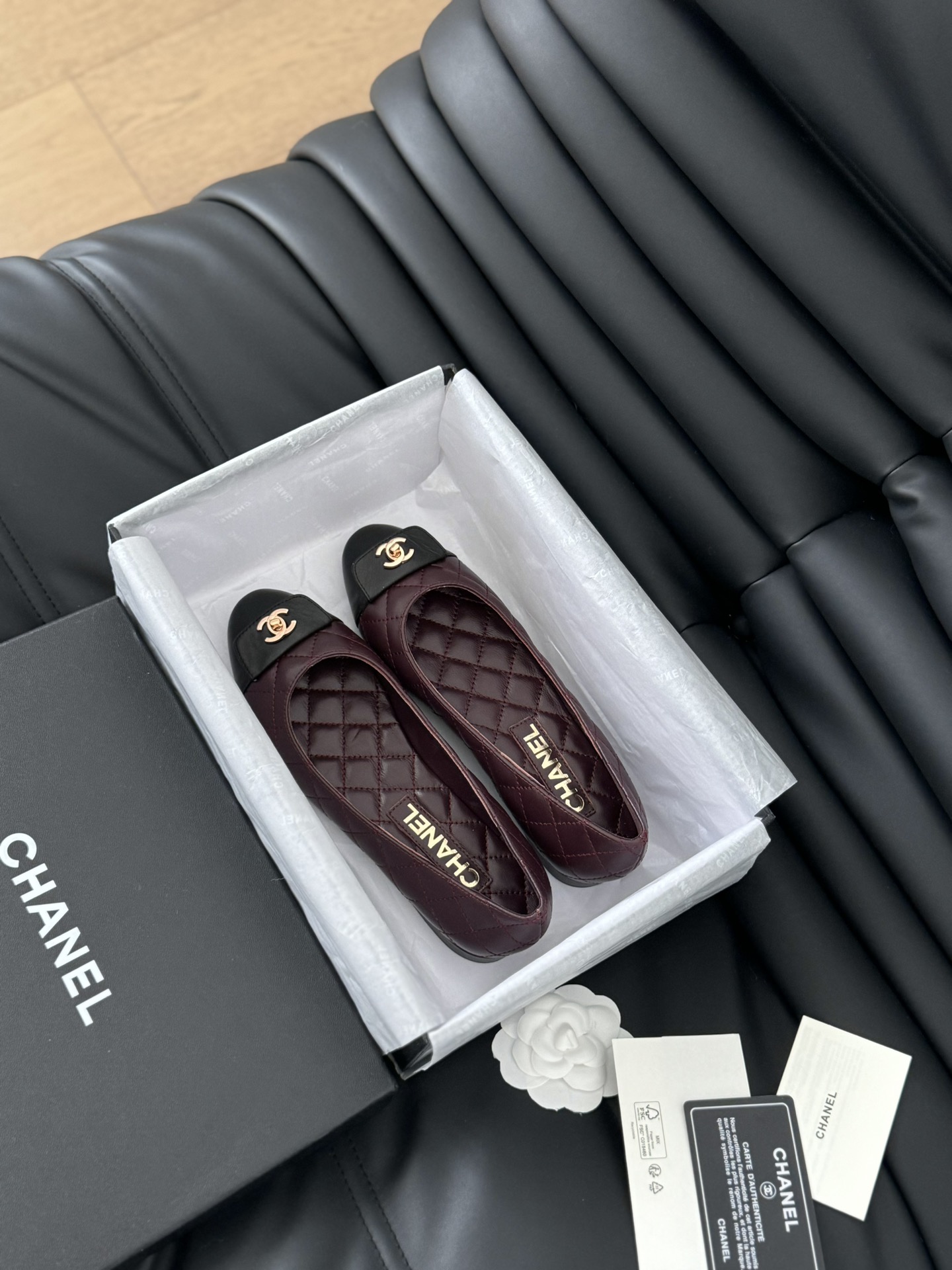 Chanel Flat shoes
