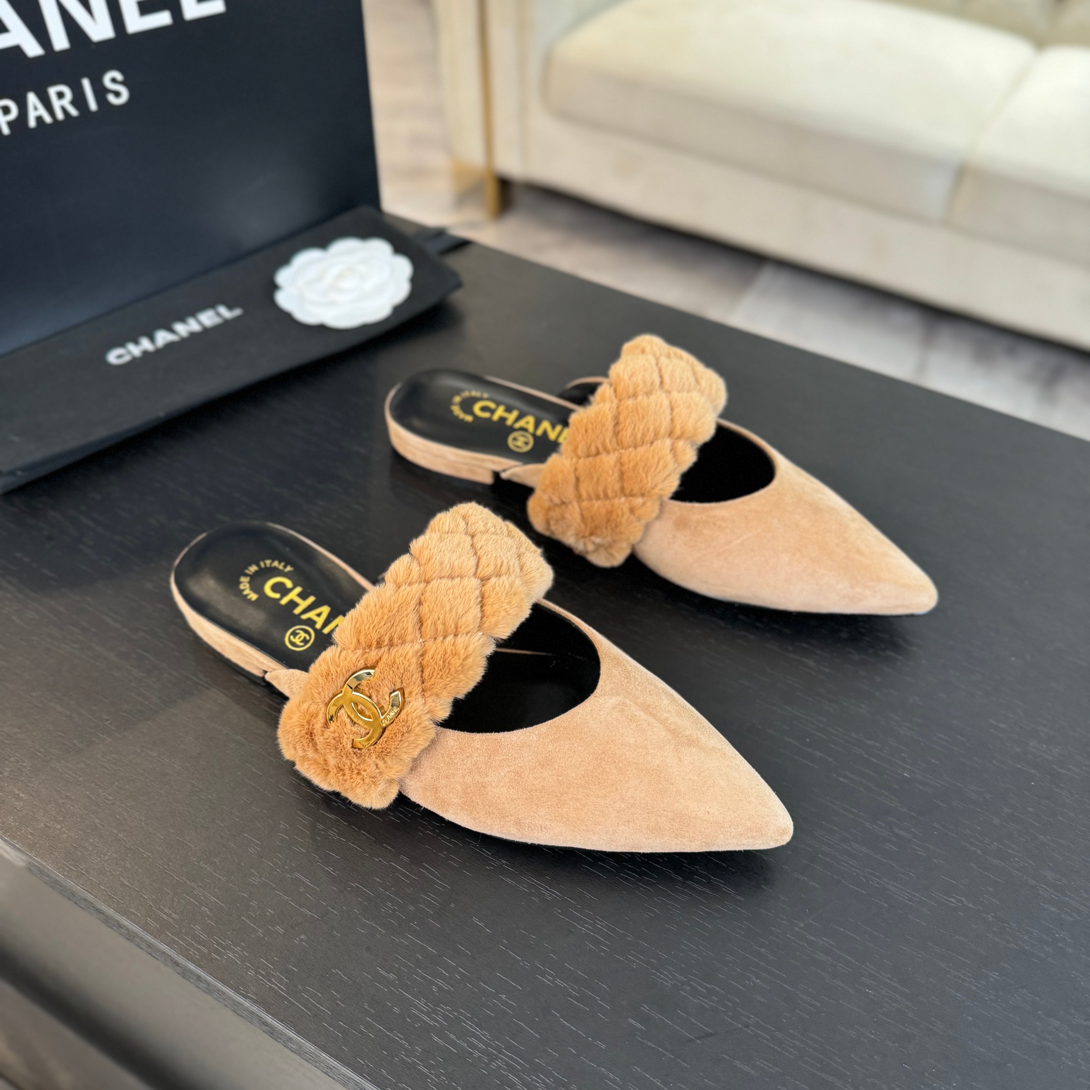 Chanel Rabbit fur slippers
