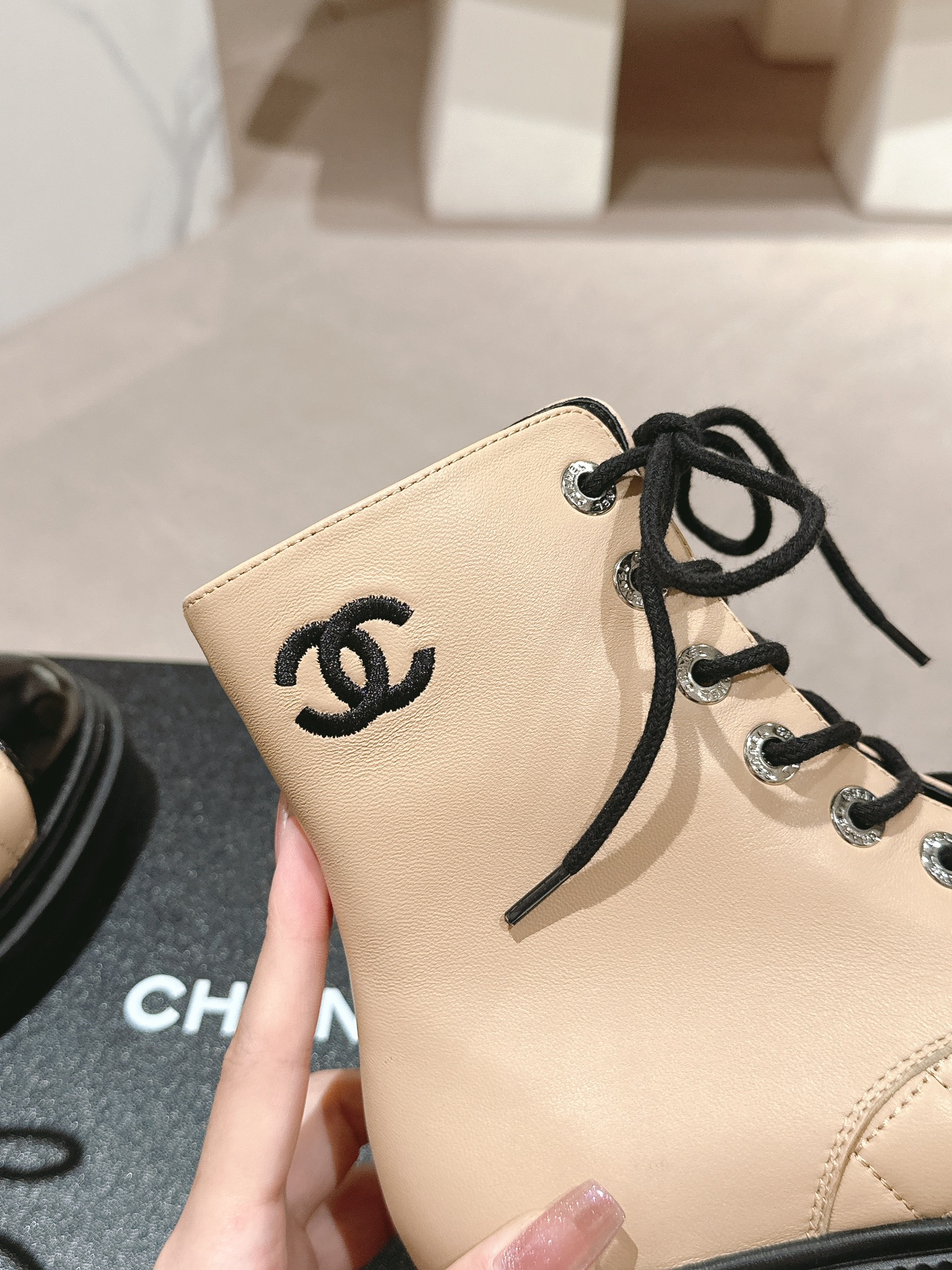 Chanel Flat shoes