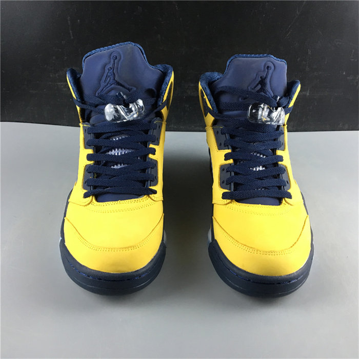 Jordan5 Retro Michigan CQ9541-704